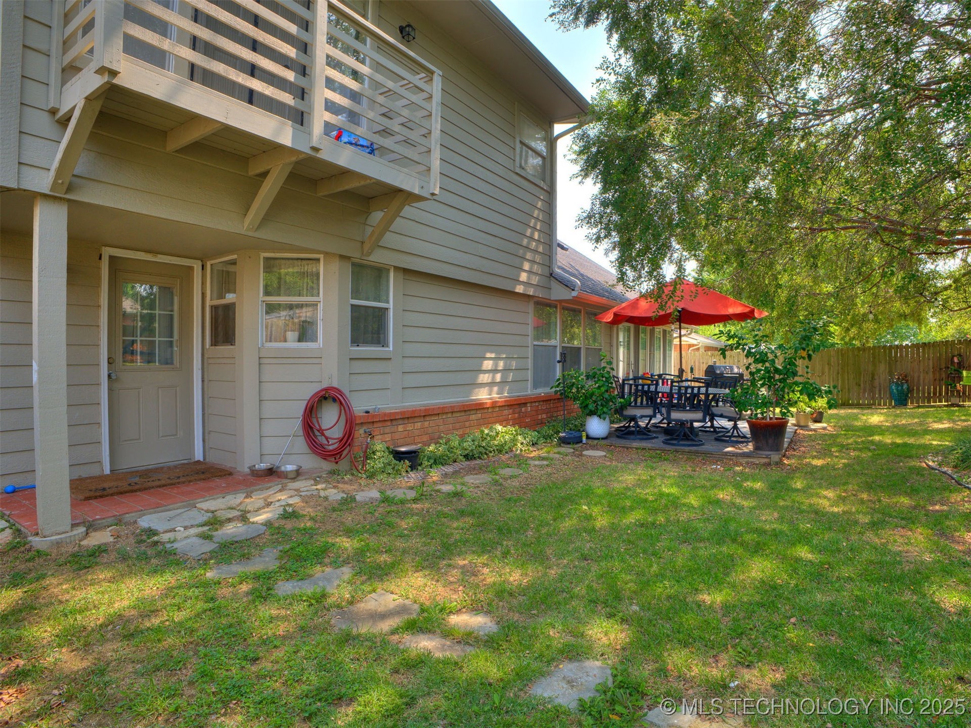 1408 N Dogwood Street