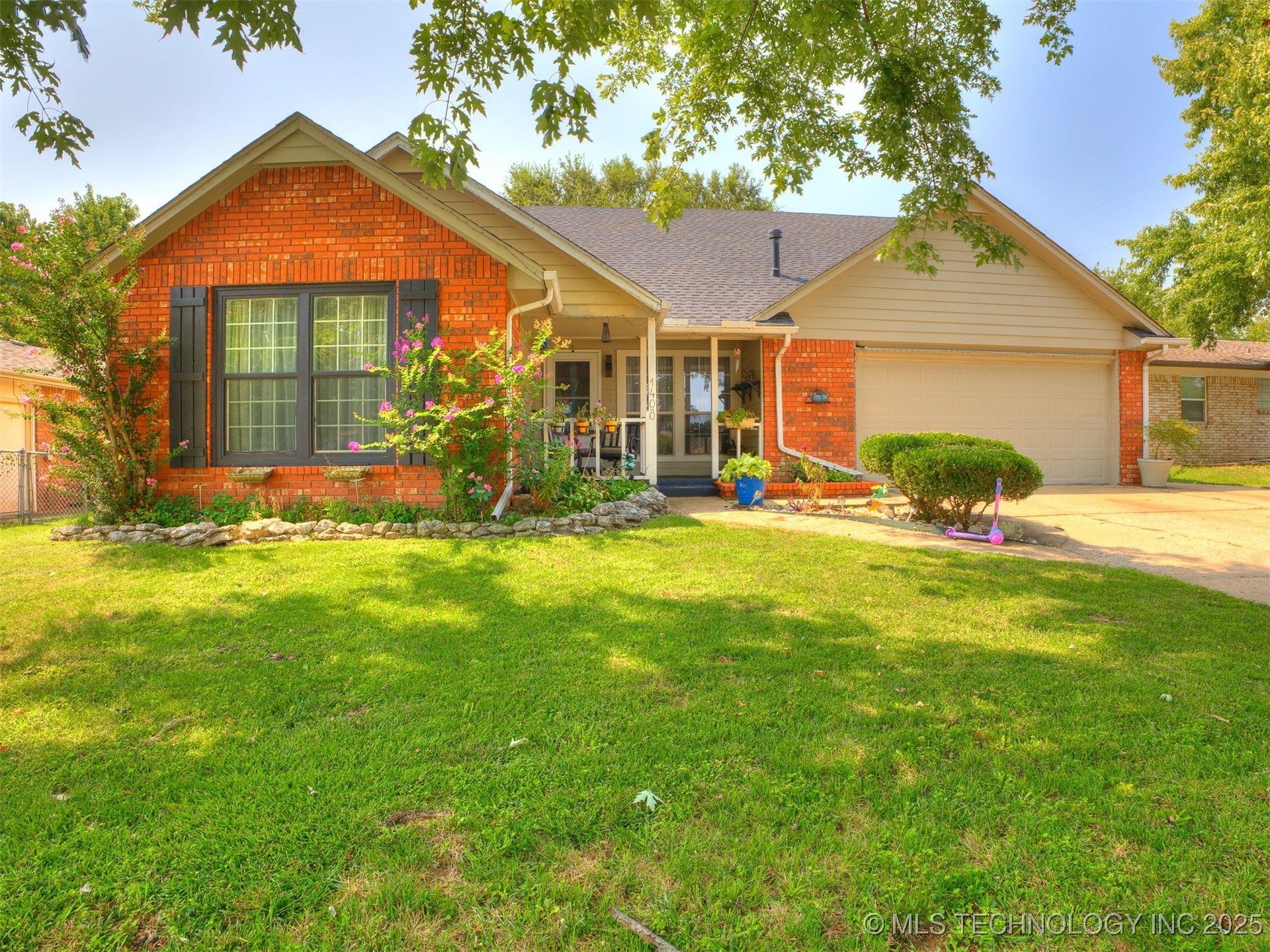 1408 N Dogwood Street