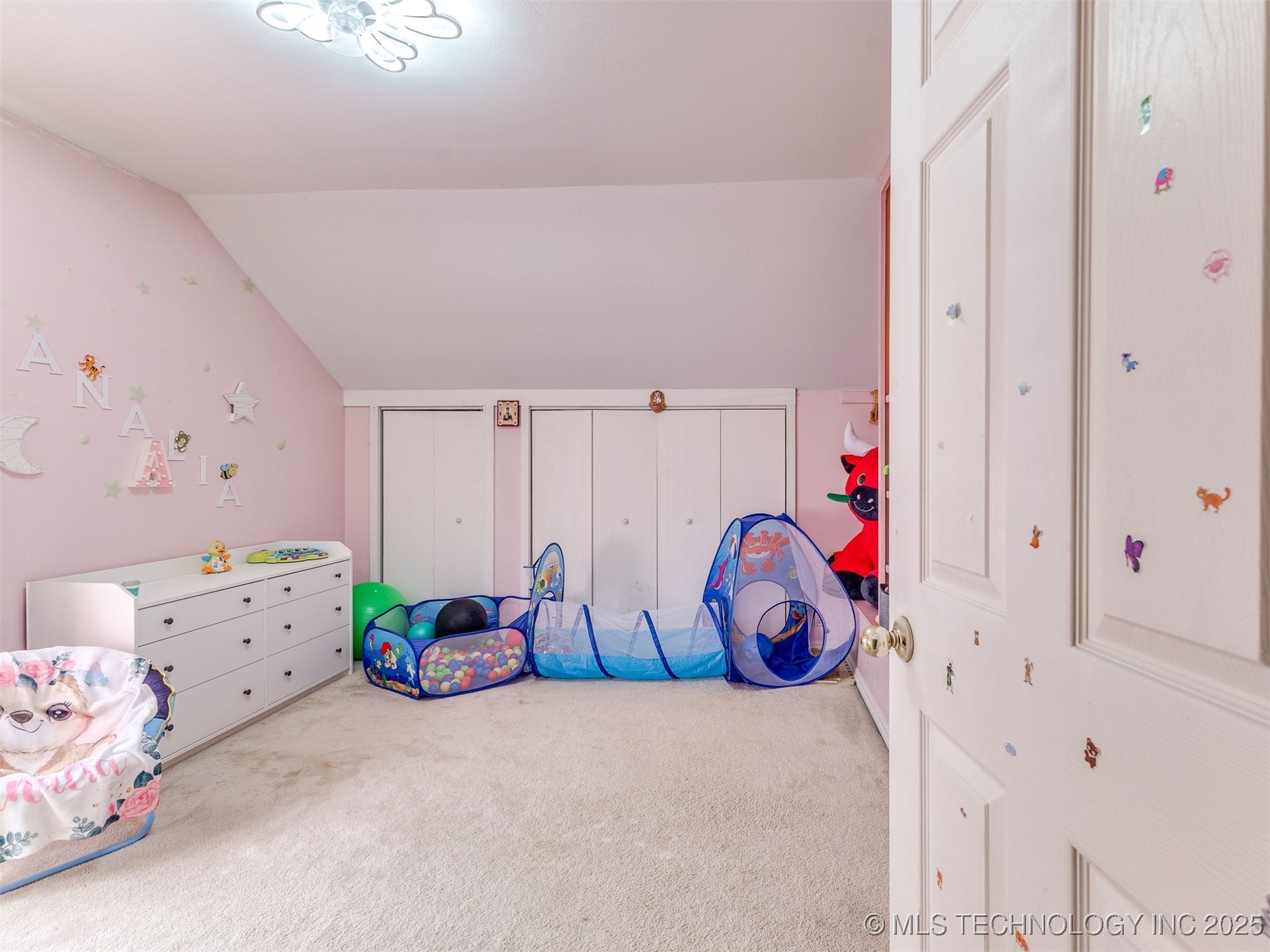1408 N Dogwood Street