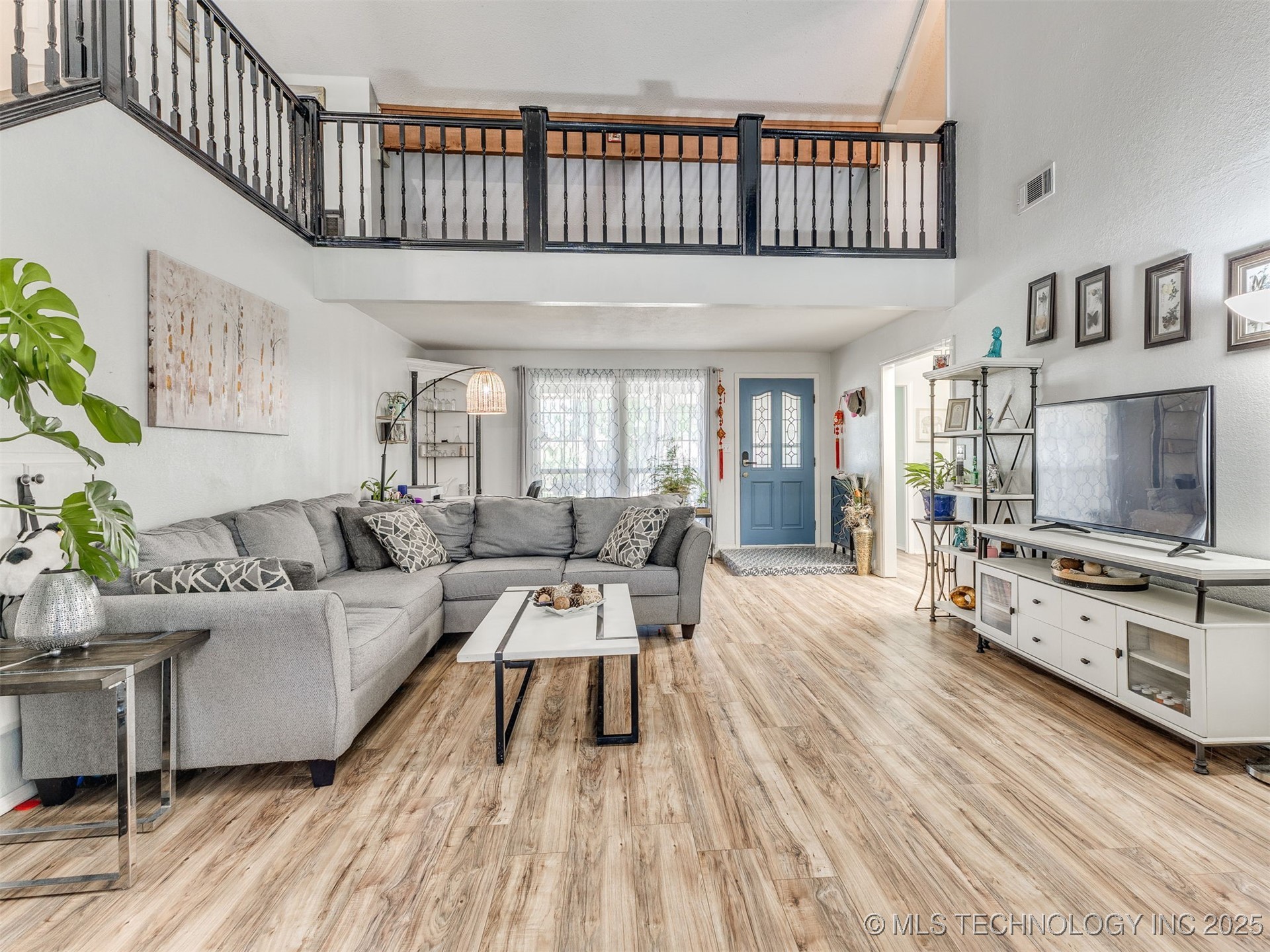 1408 N Dogwood Street