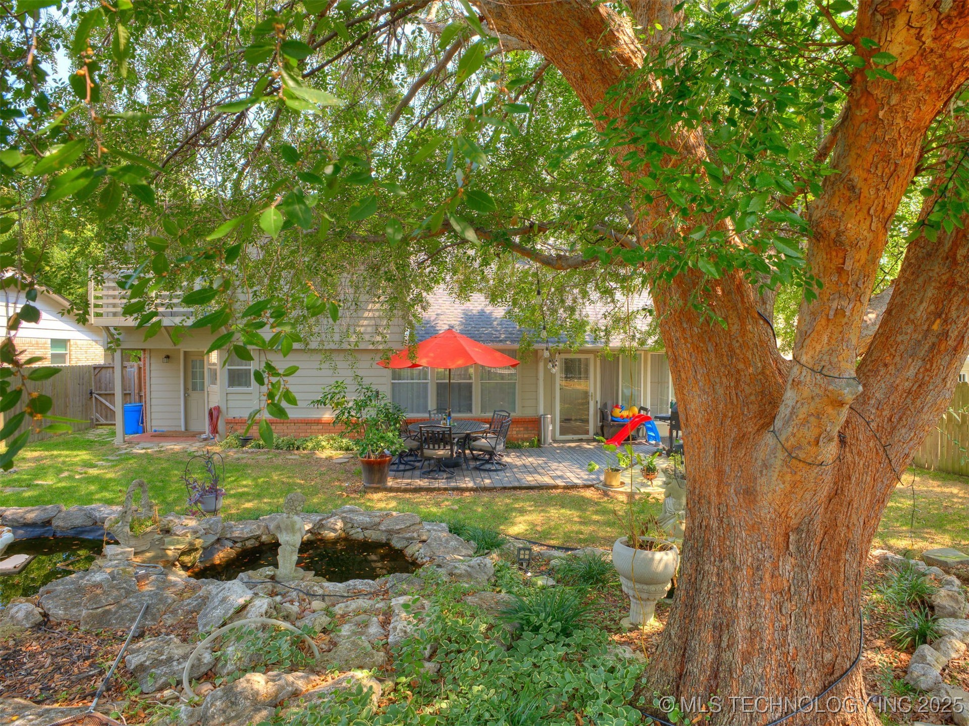 1408 N Dogwood Street