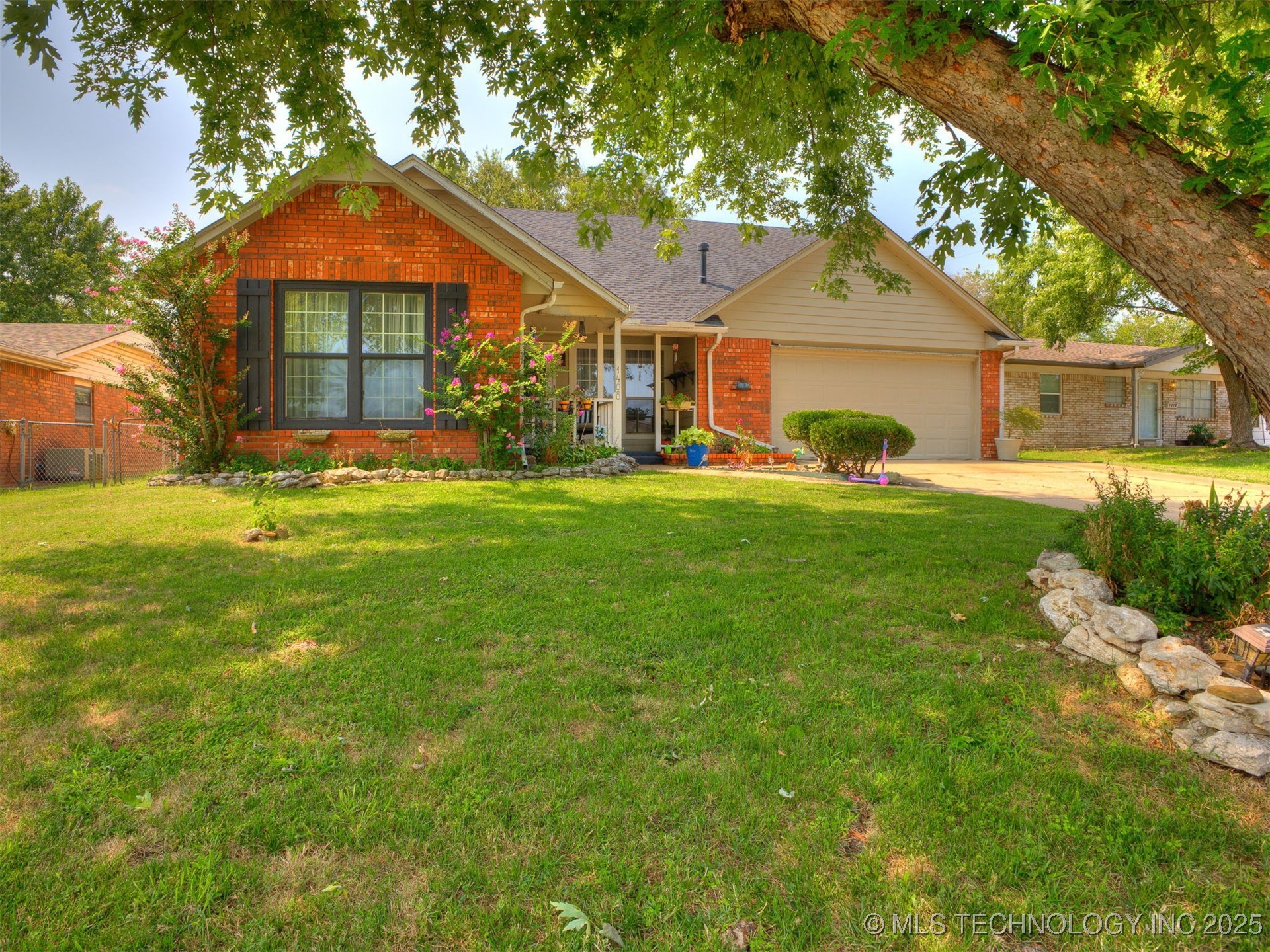 1408 N Dogwood Street