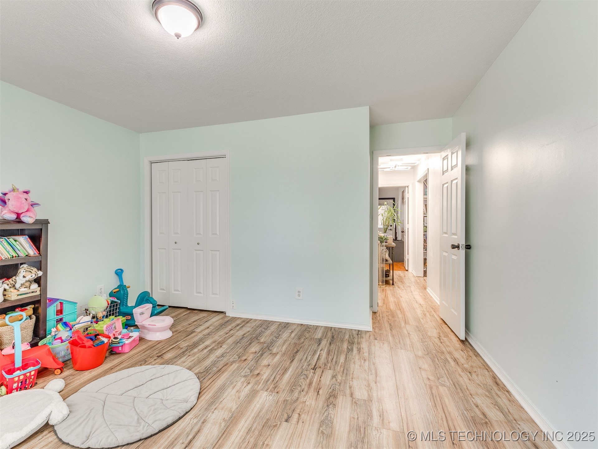 1408 N Dogwood Street