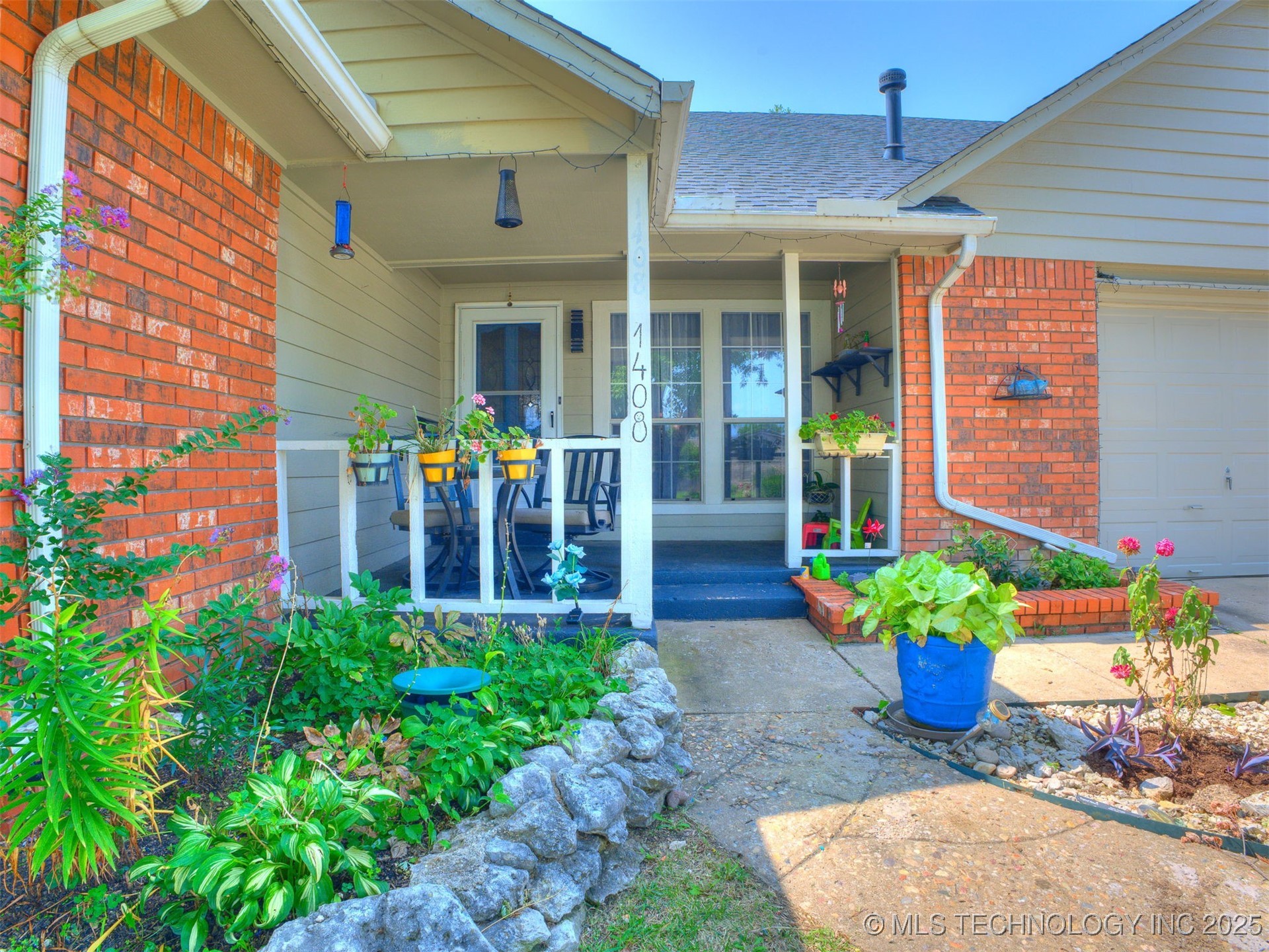1408 N Dogwood Street