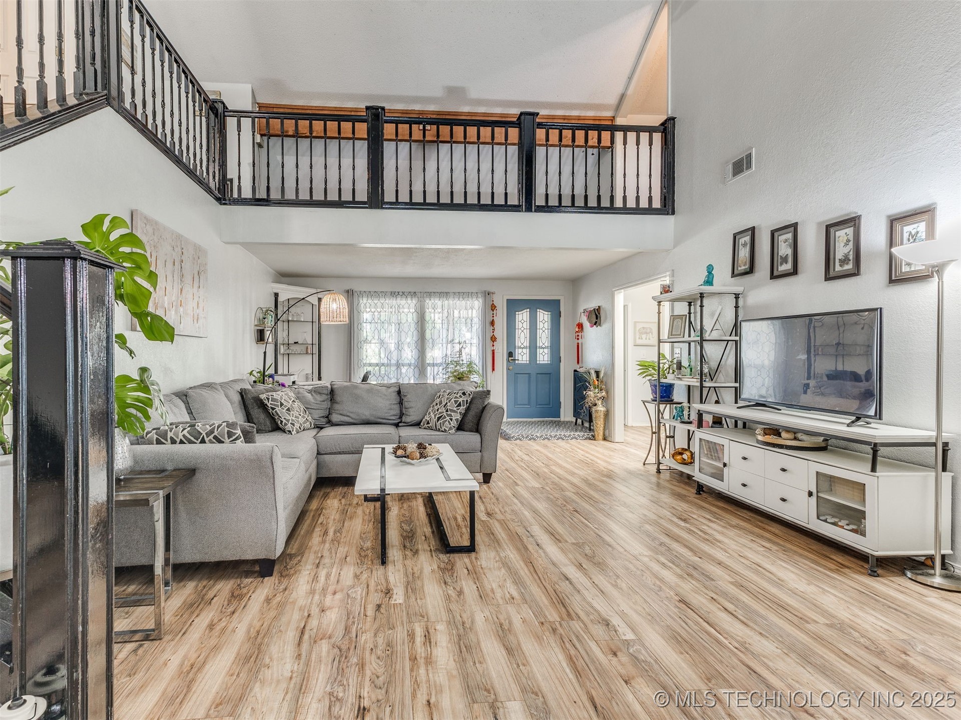 1408 N Dogwood Street