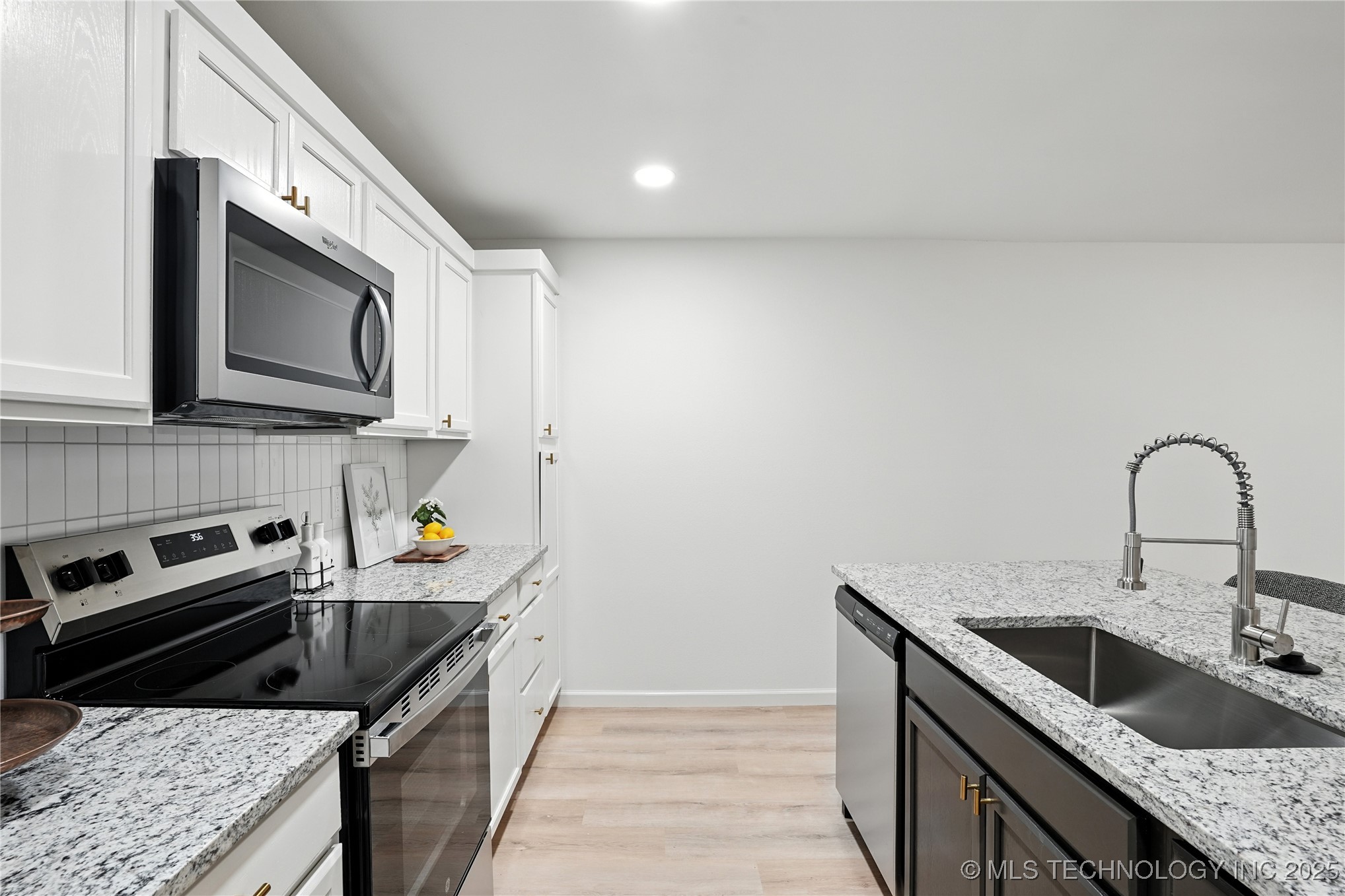211 E Wells Boulevard