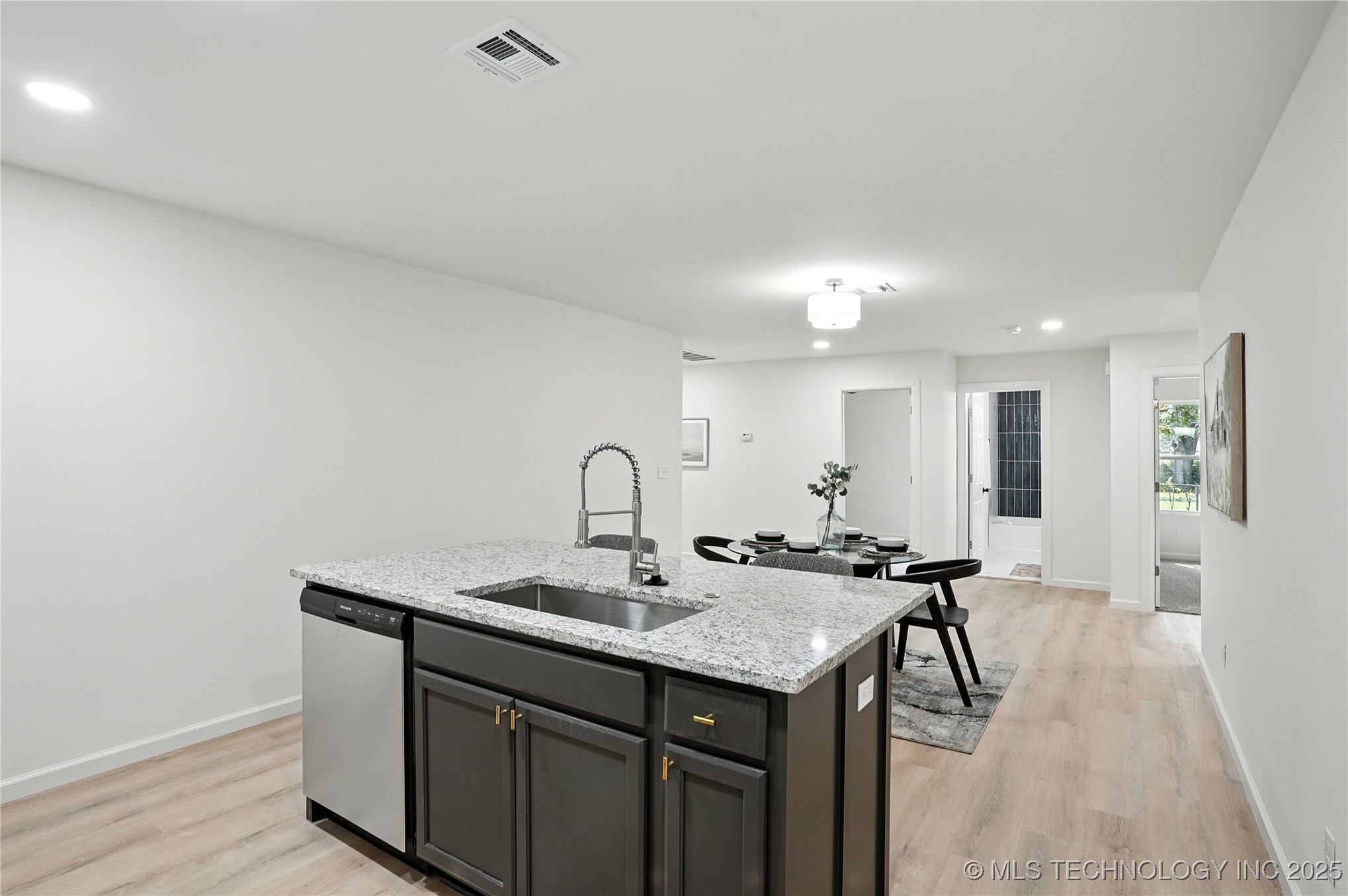 211 E Wells Boulevard