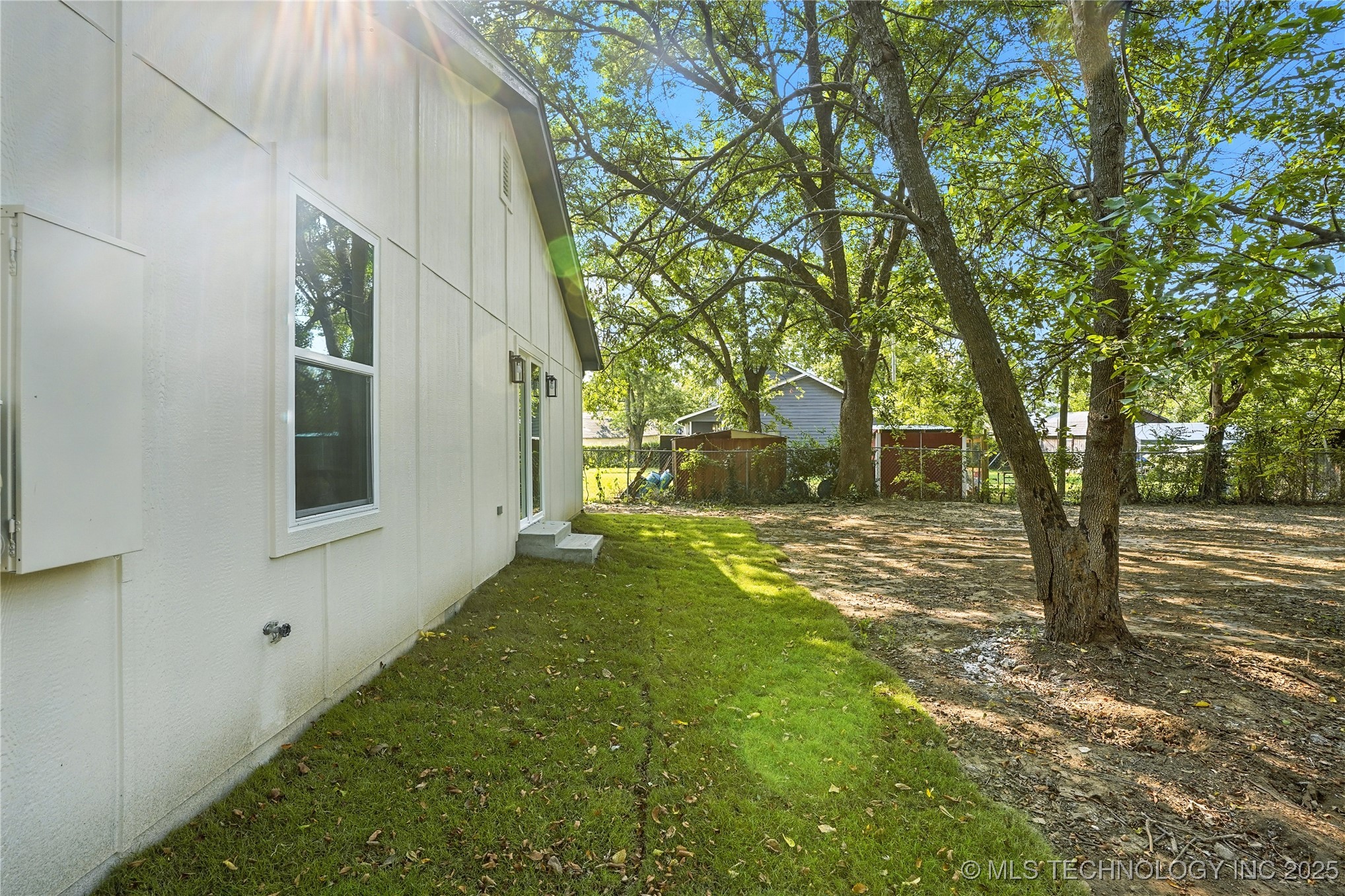 211 E Wells Boulevard