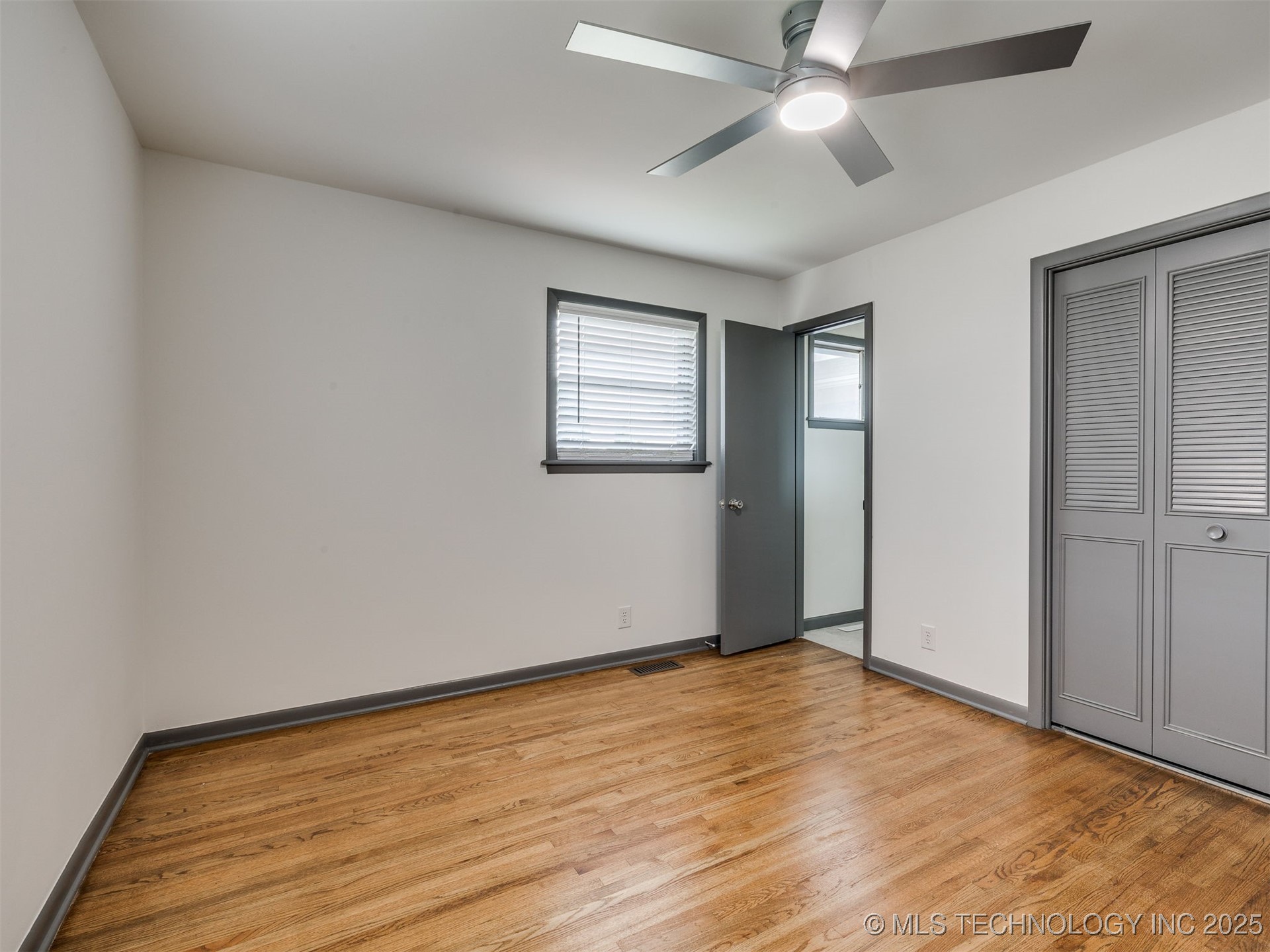 105 S 166th East Avenue