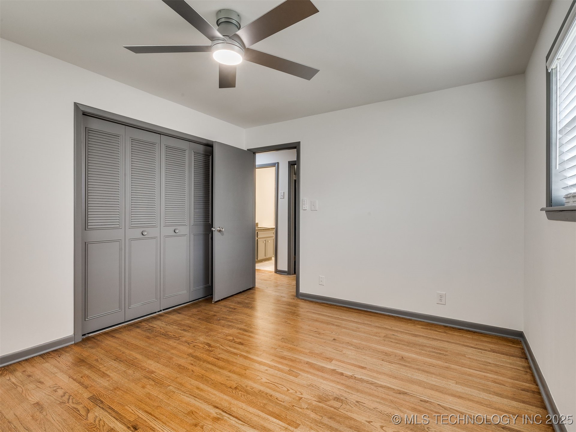 105 S 166th East Avenue