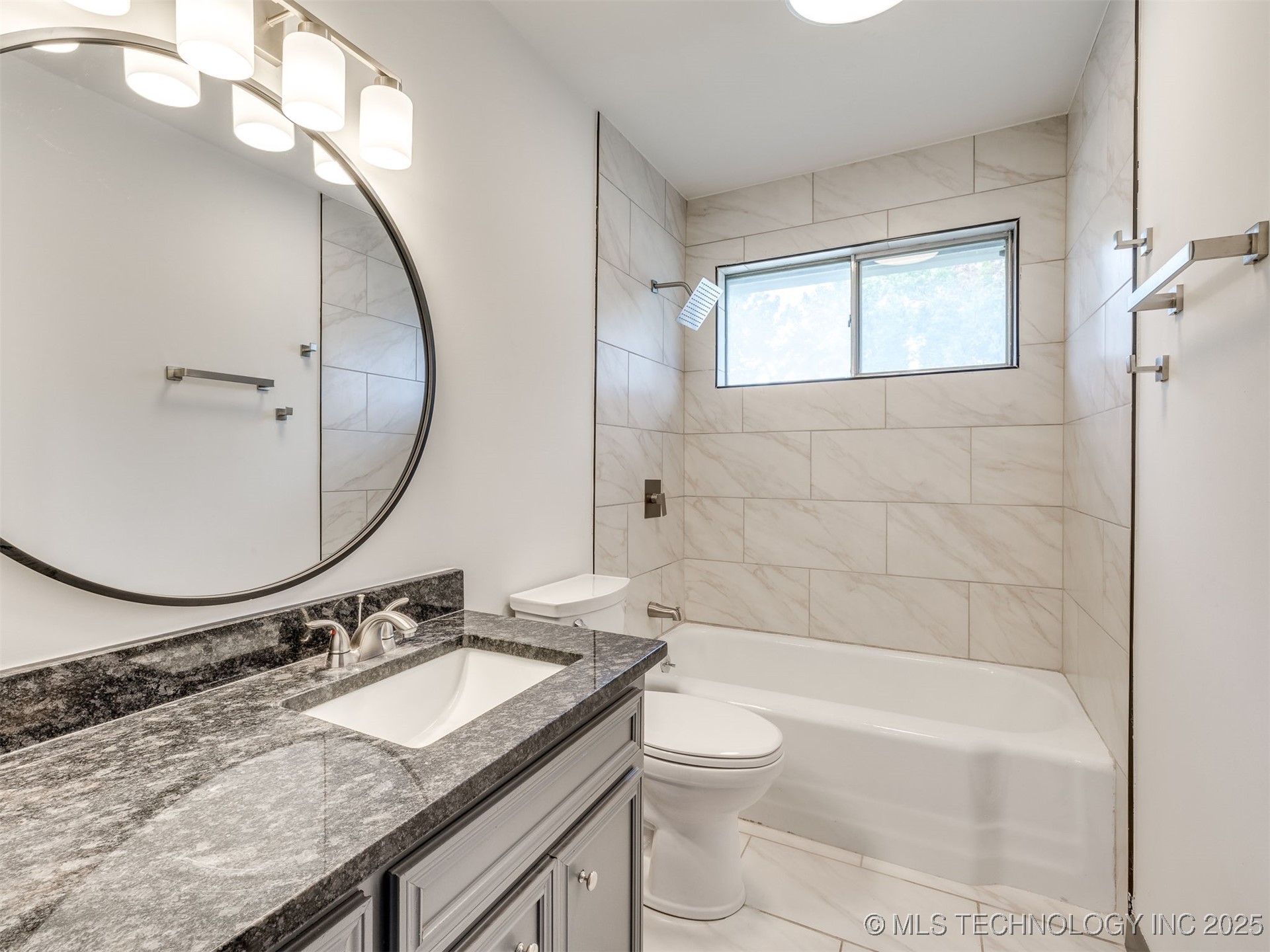 105 S 166th East Avenue