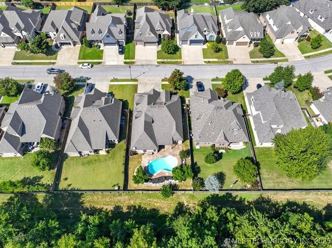 2508 E 140th Place S