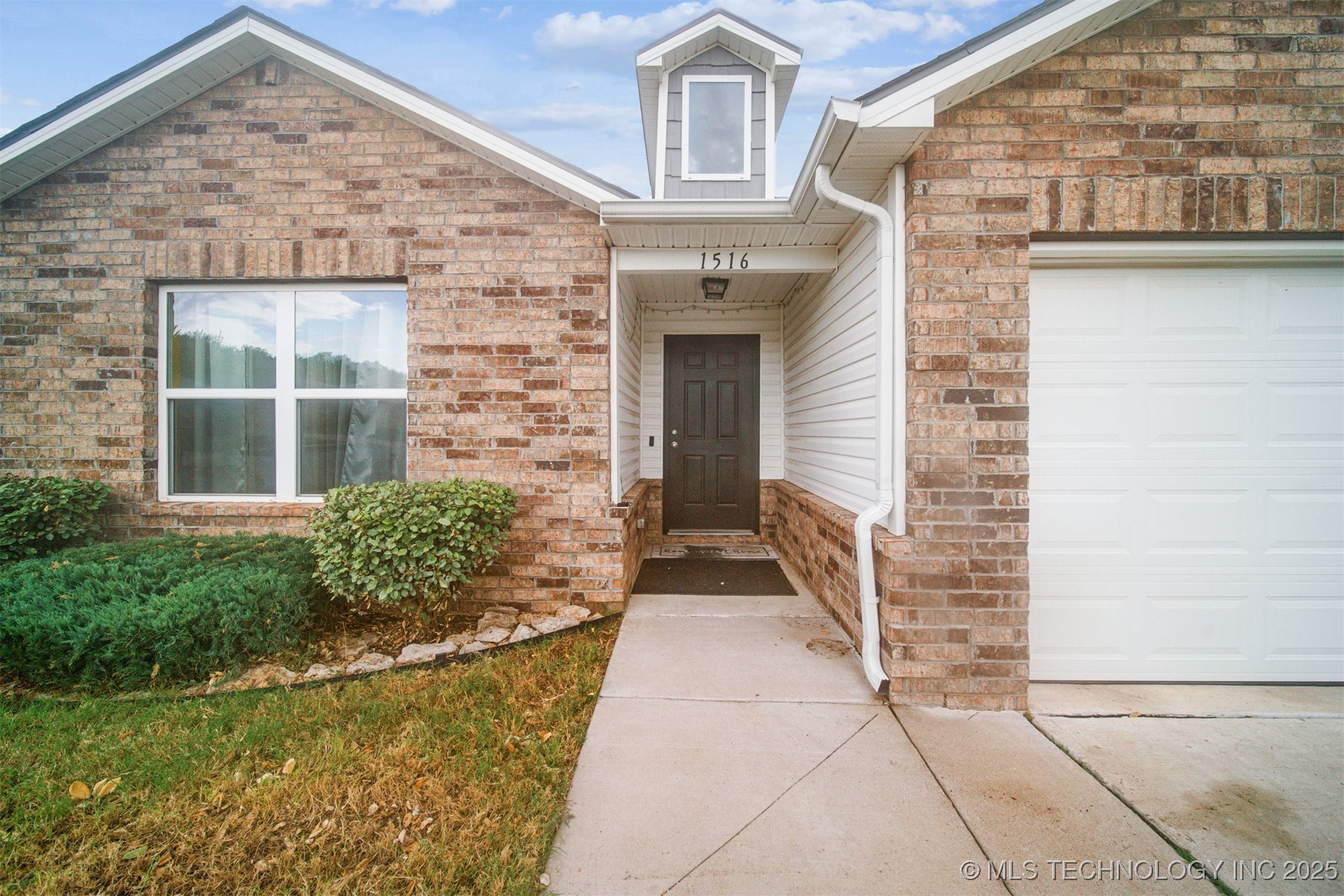 1516 S 28th Street