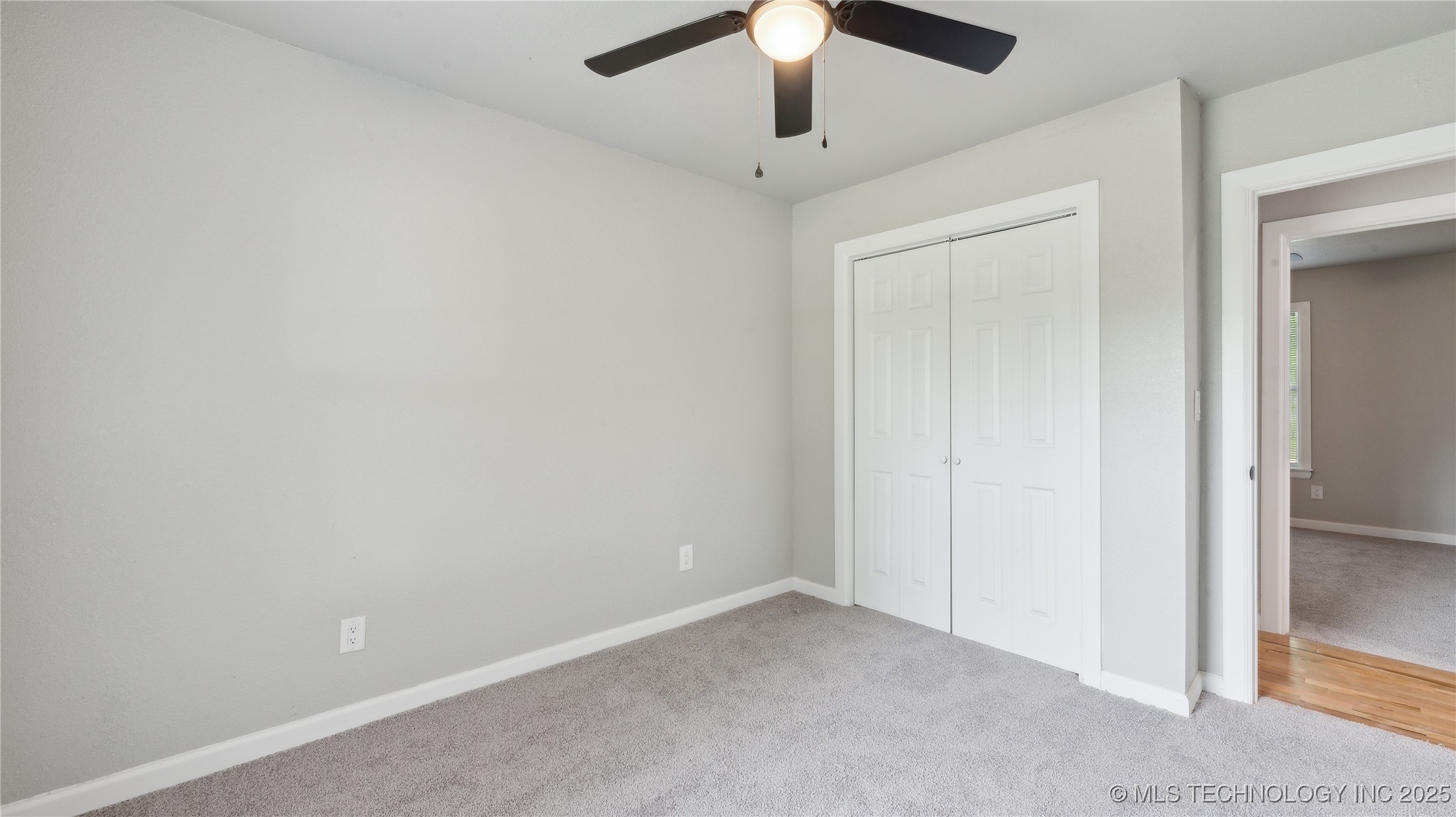 4010 E Harris