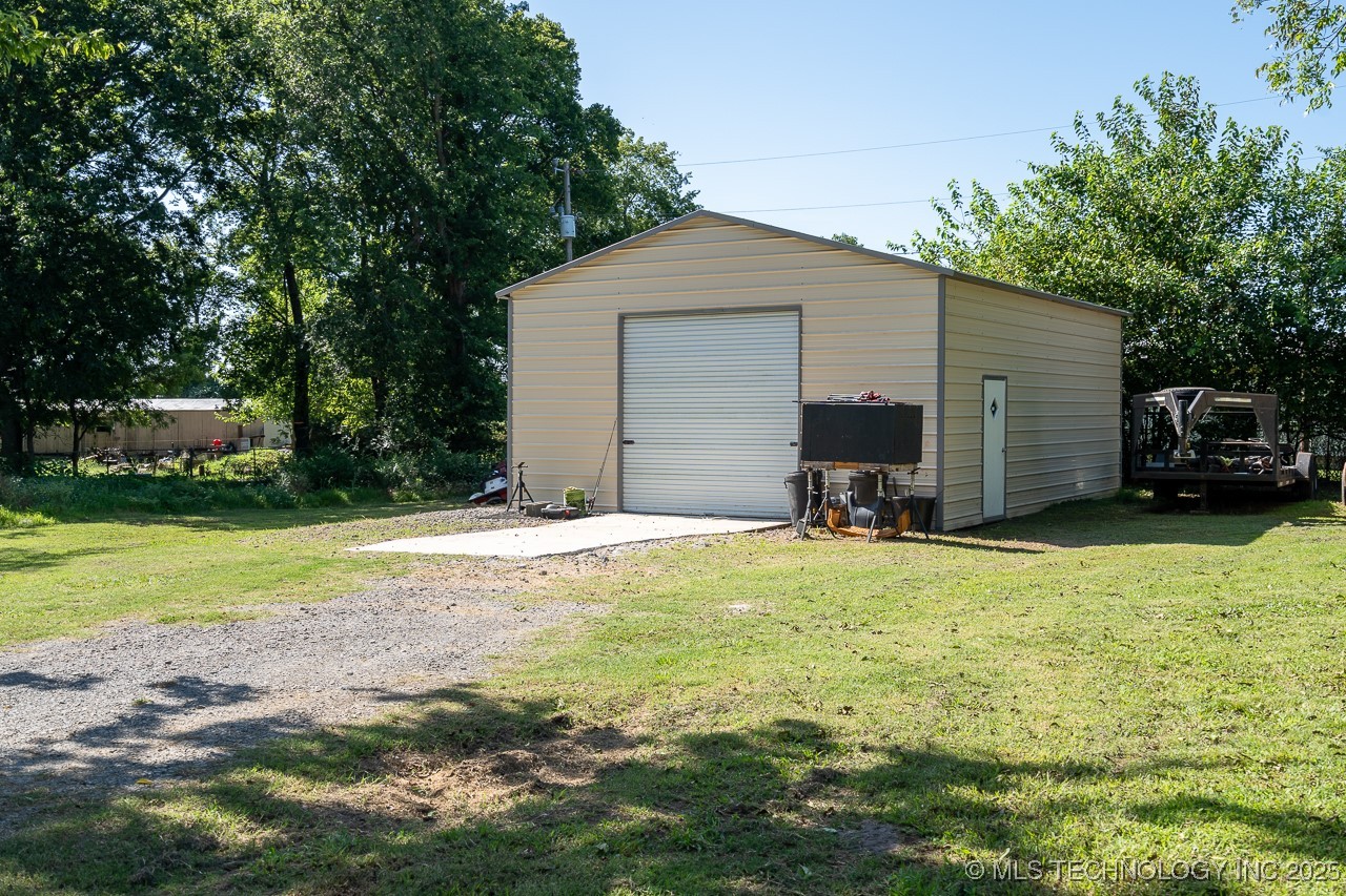 31580 E 684 Drive