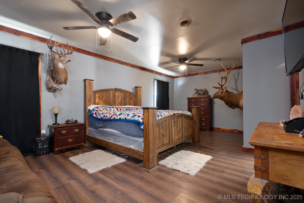 31580 E 684 Drive