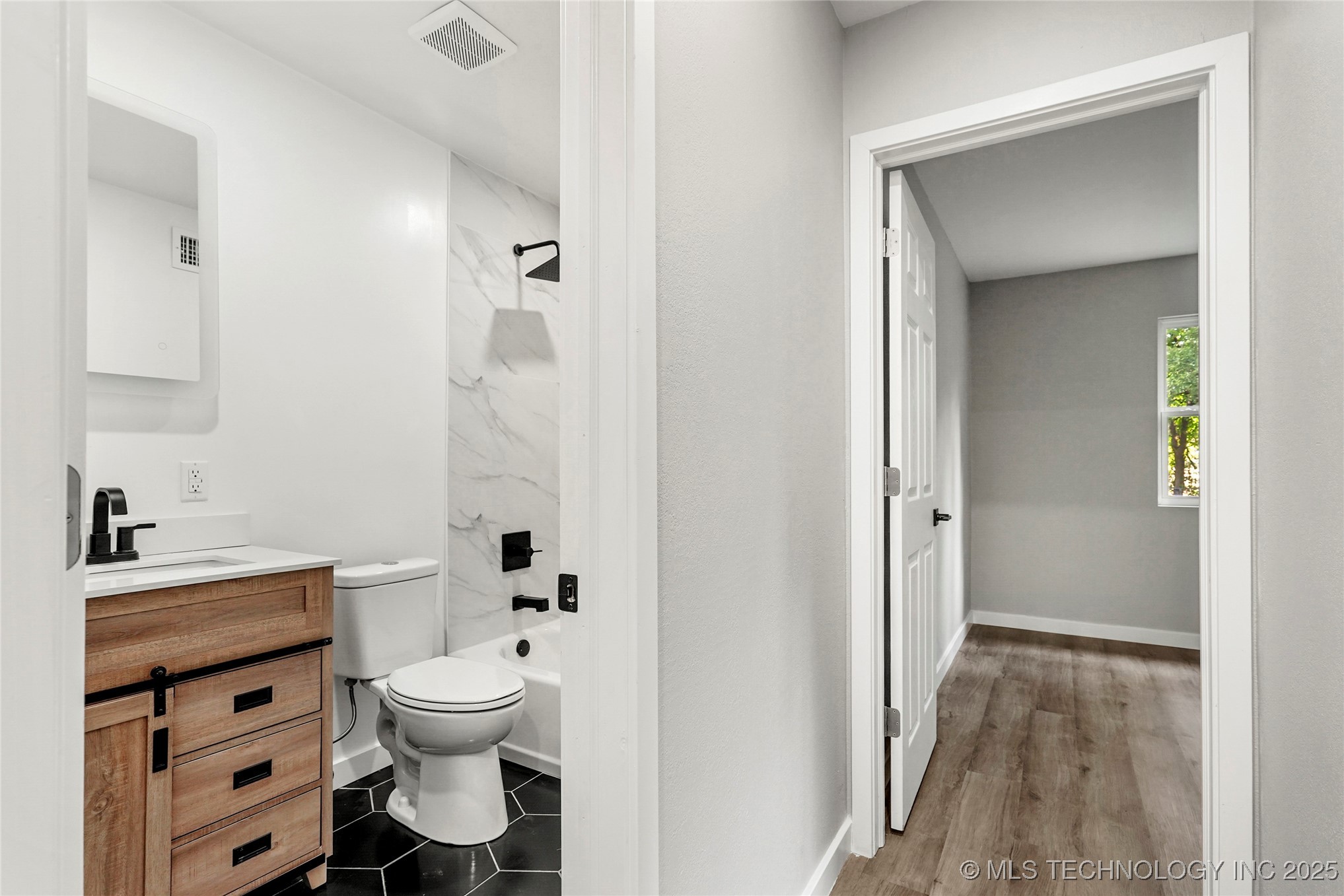 12429 E 18th Place