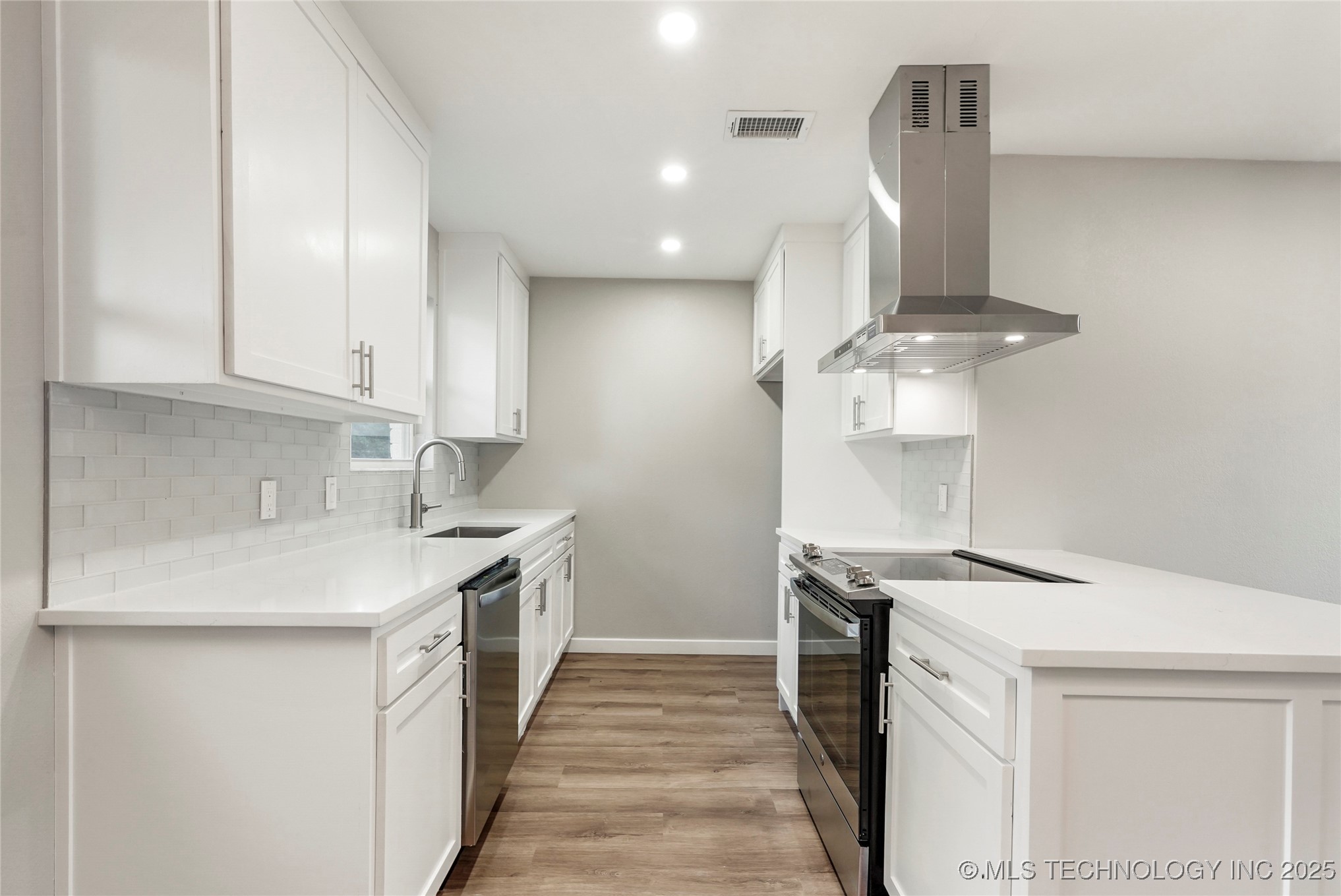 12429 E 18th Place