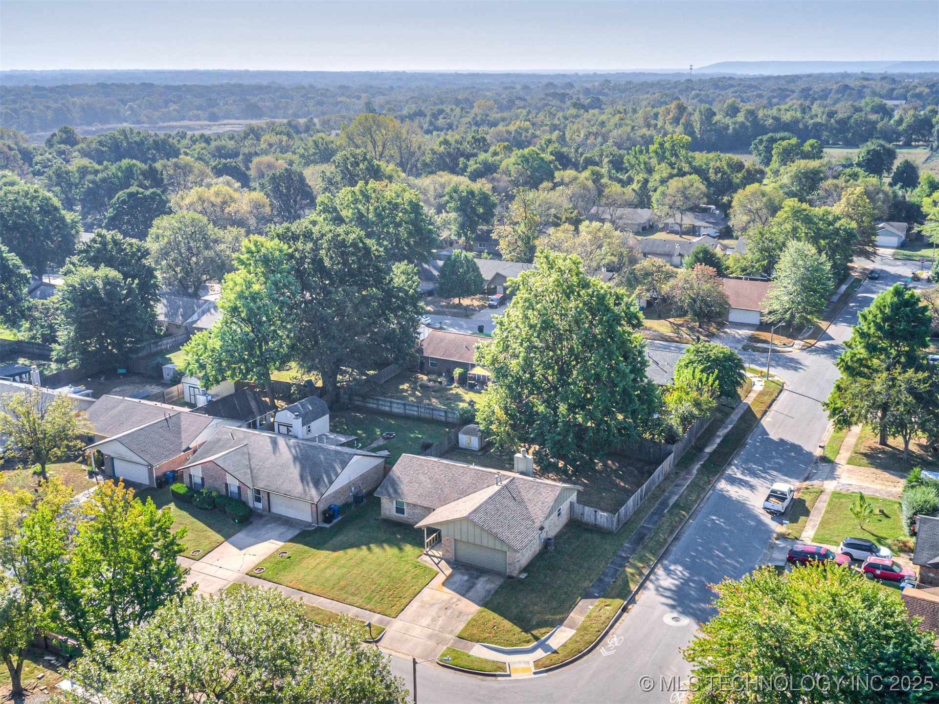 201 E Waco Street