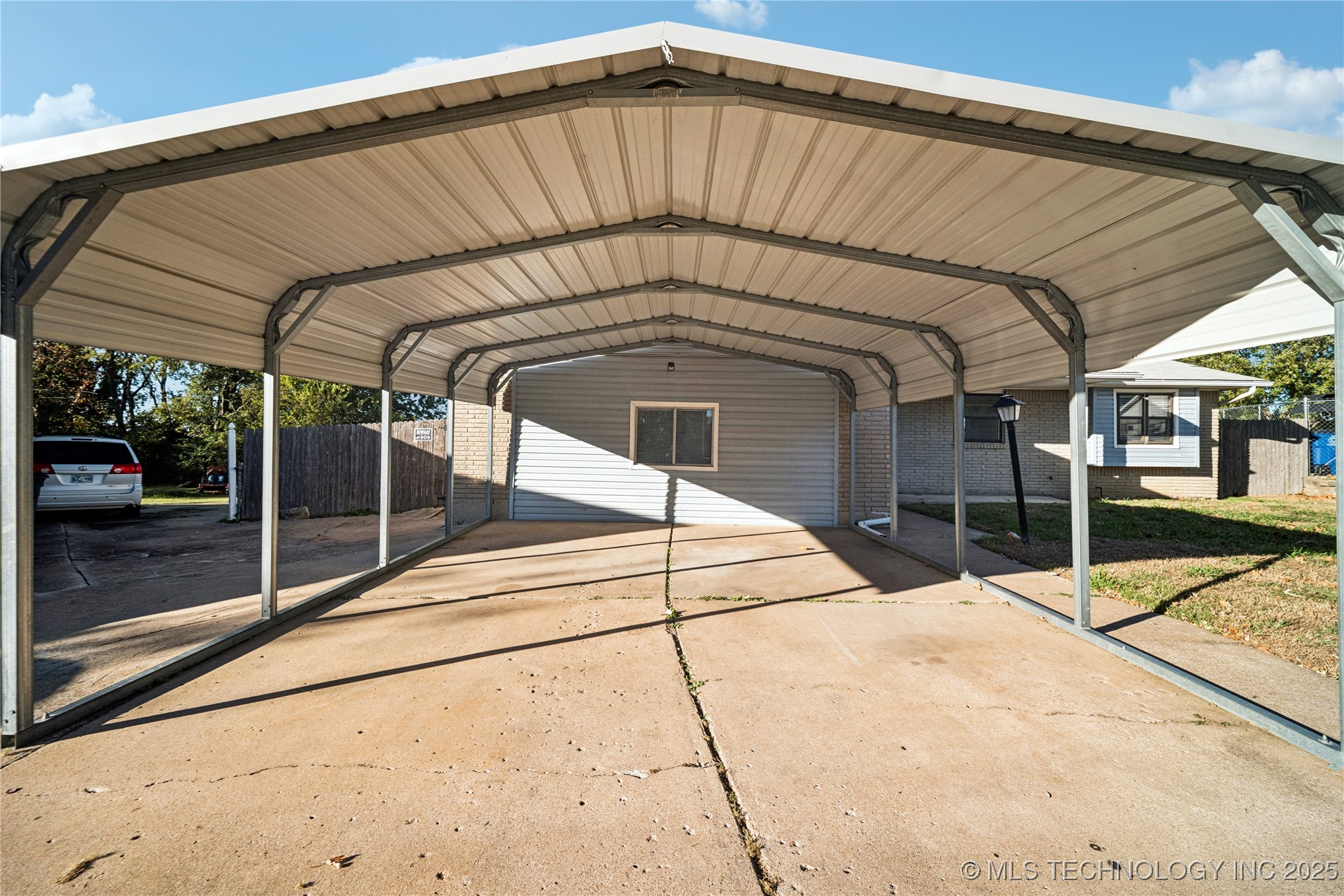 2201 S 133rd East Avenue