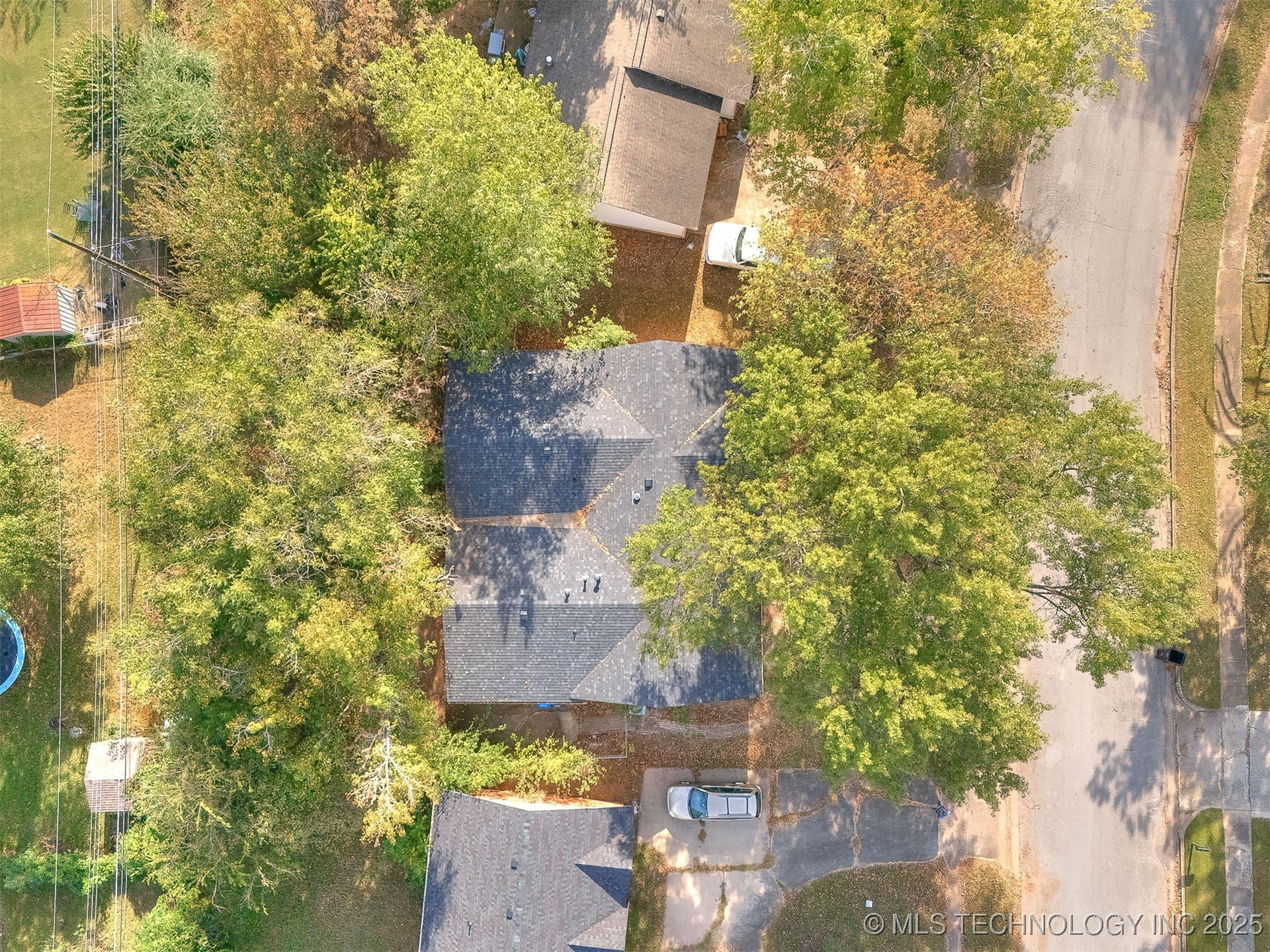 513 N Village Place
