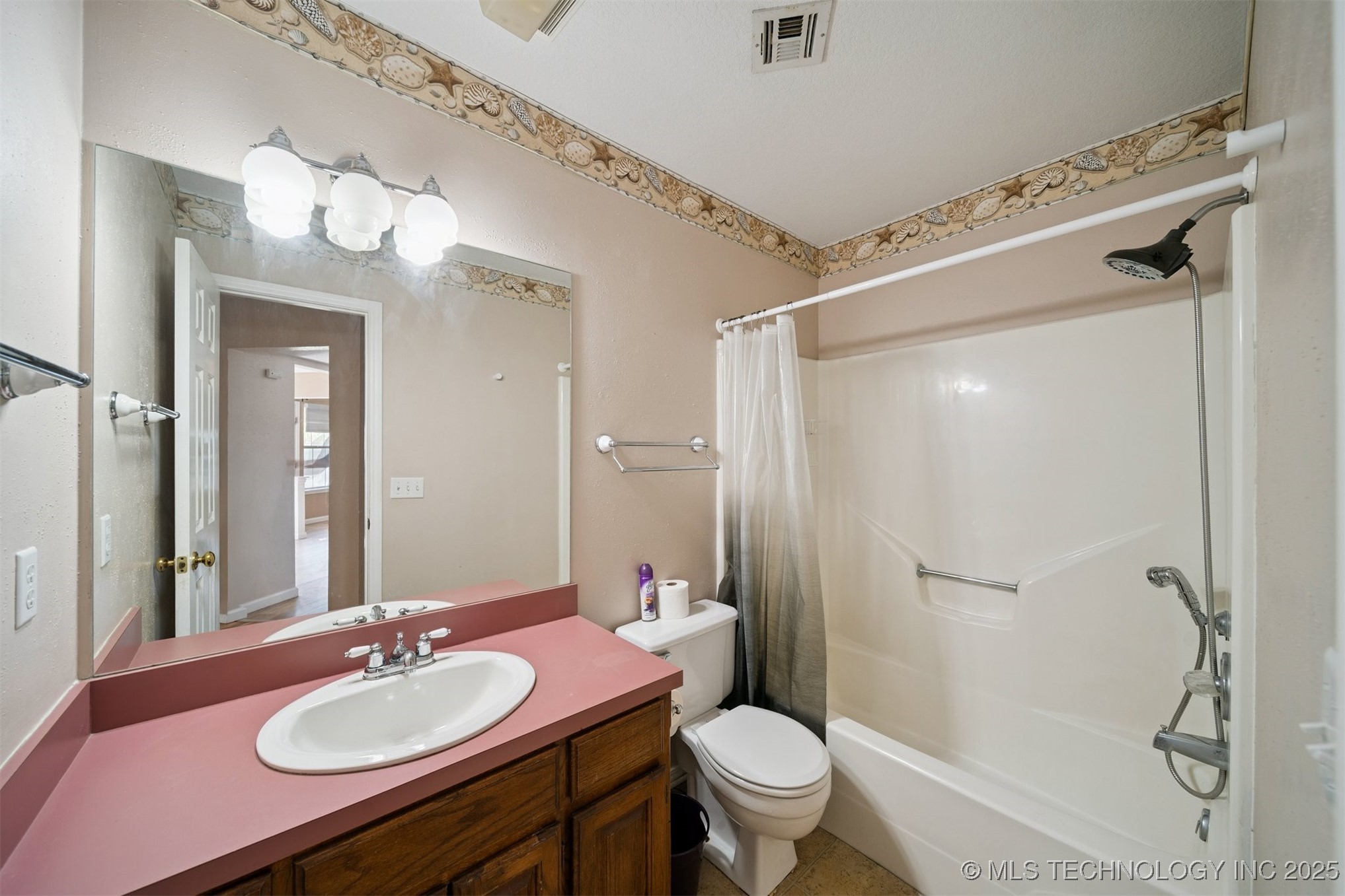 1211 W Edgewater Place