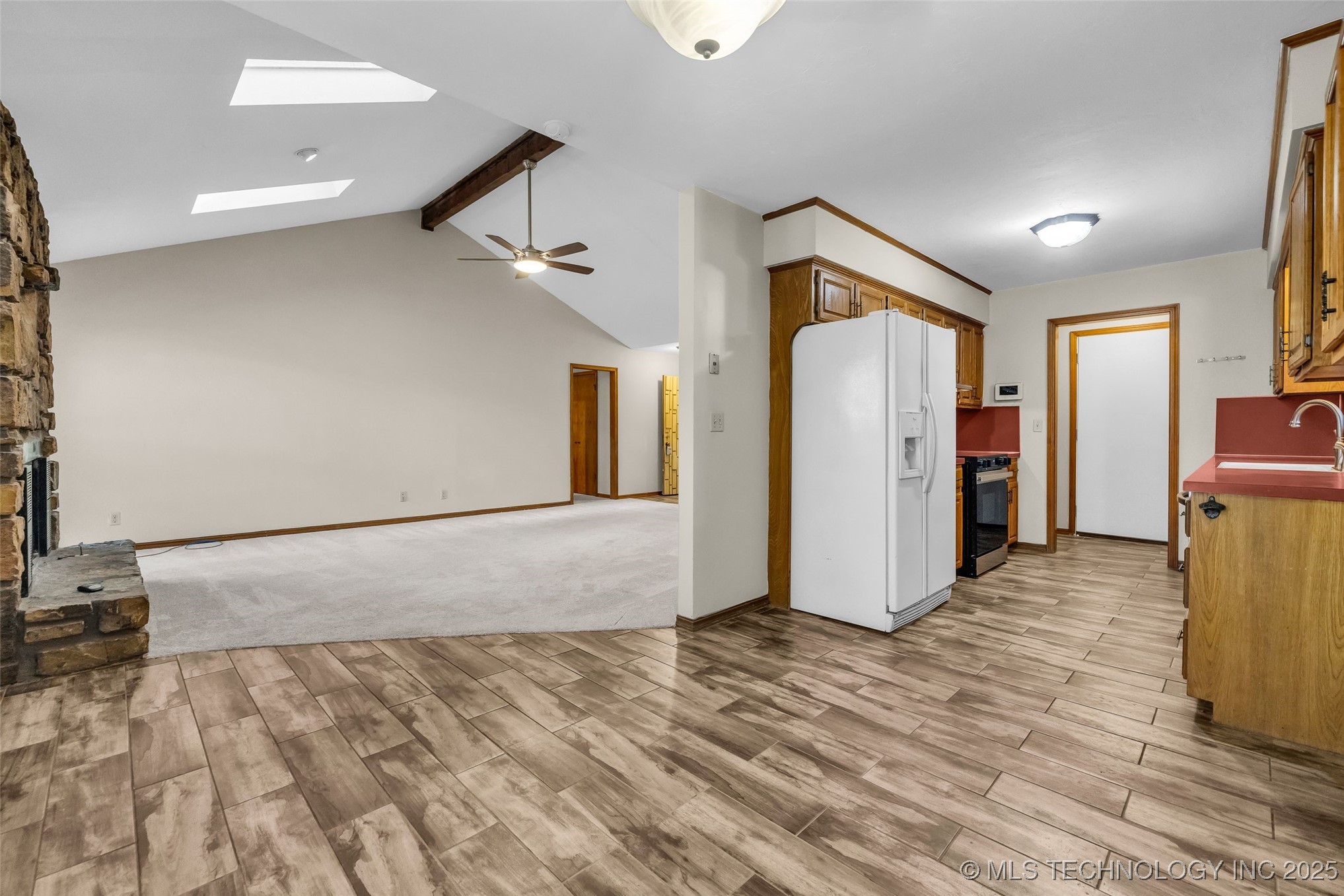 149 W L. Street