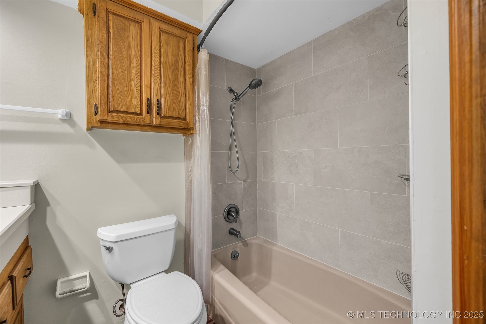 149 W L. Street