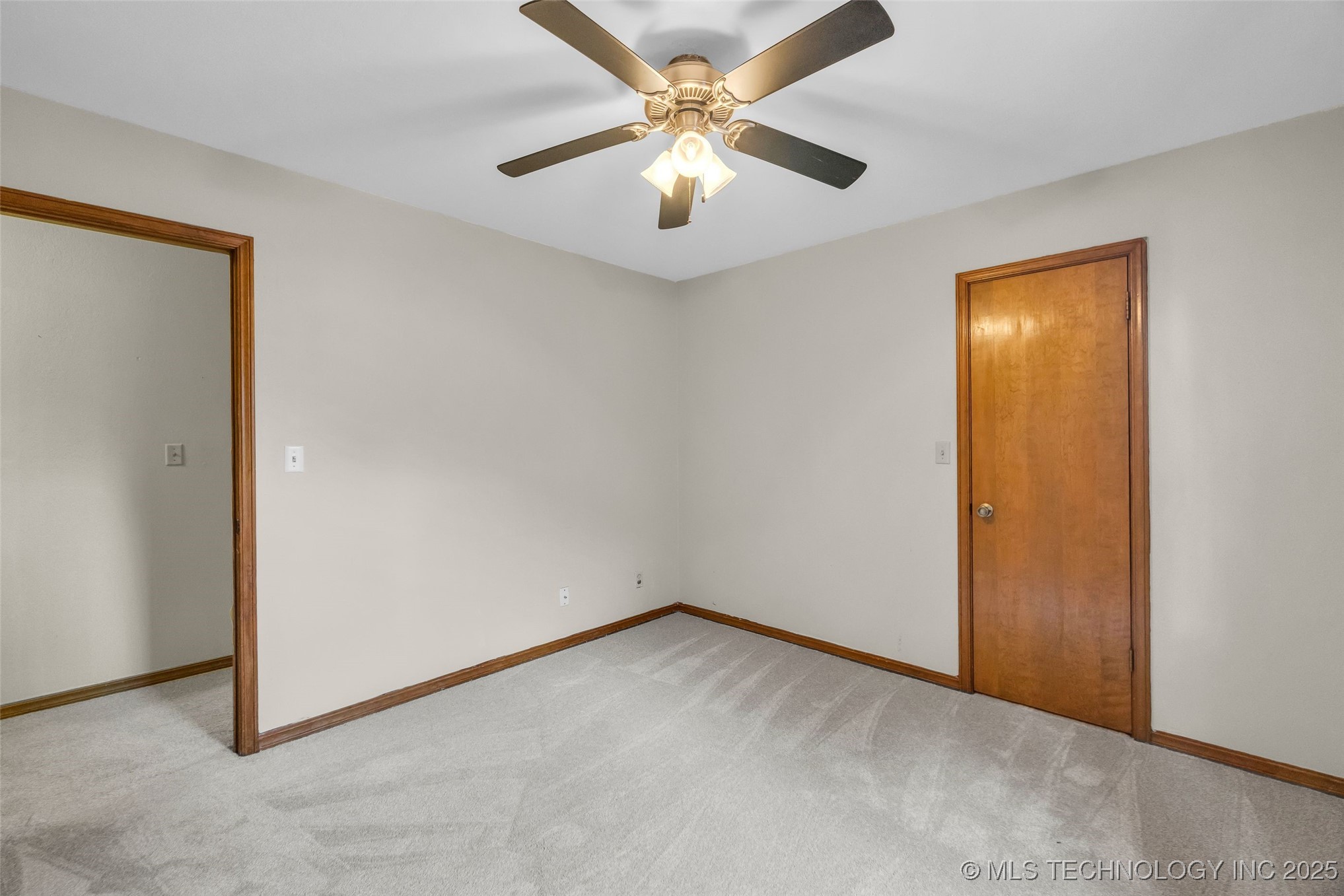 149 W L. Street