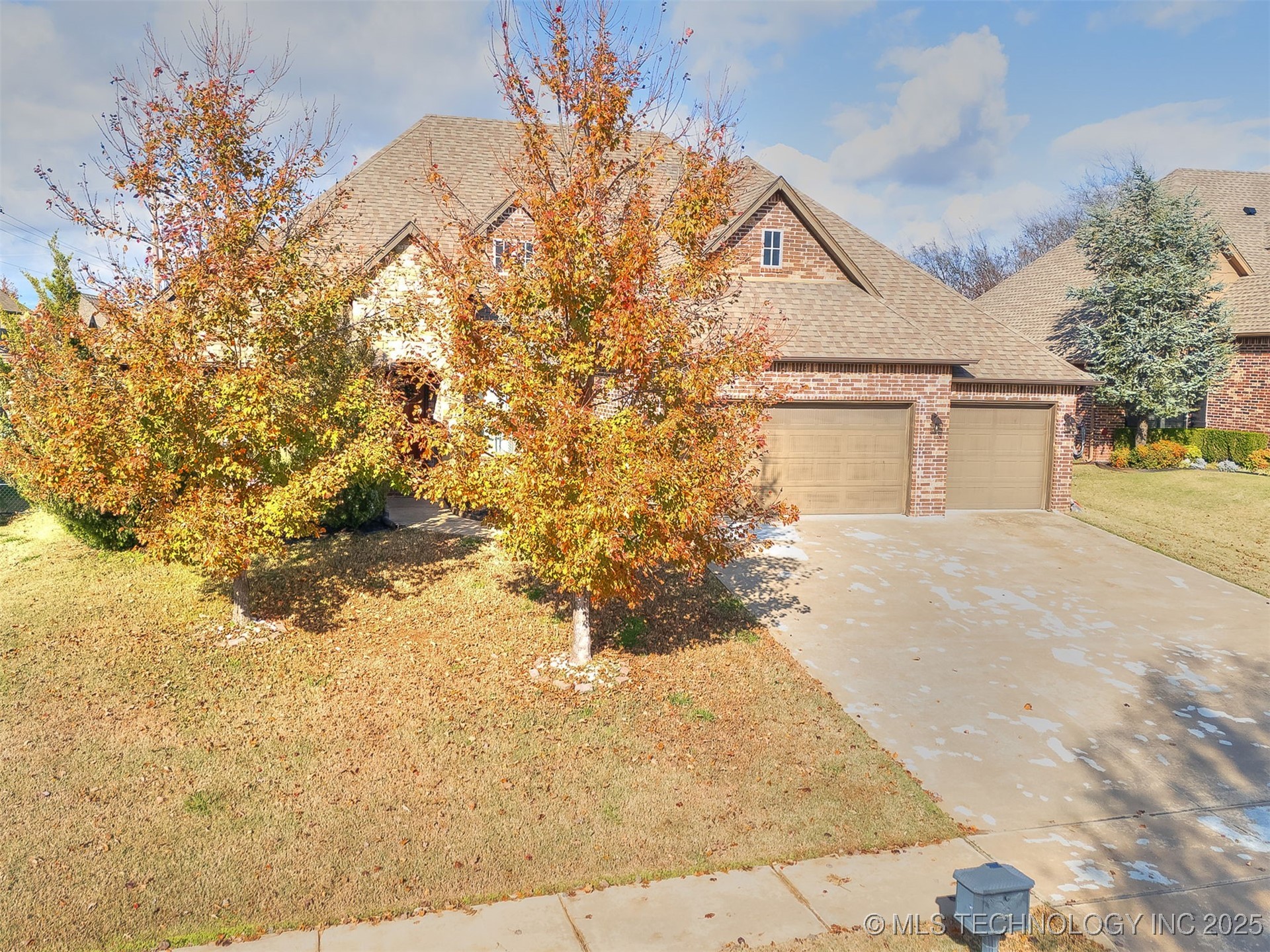 1416 W Ulysses Street