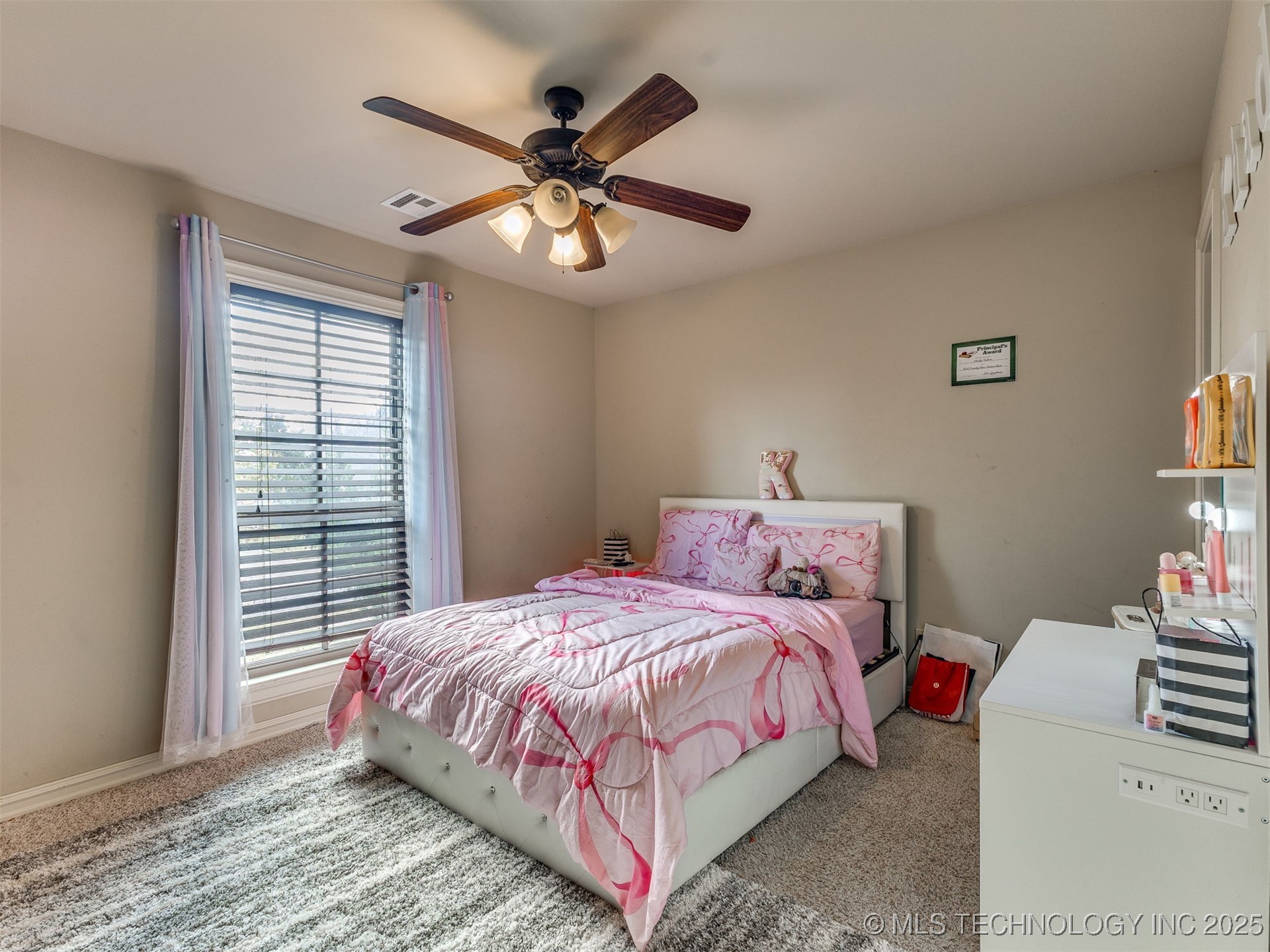 1416 W Ulysses Street