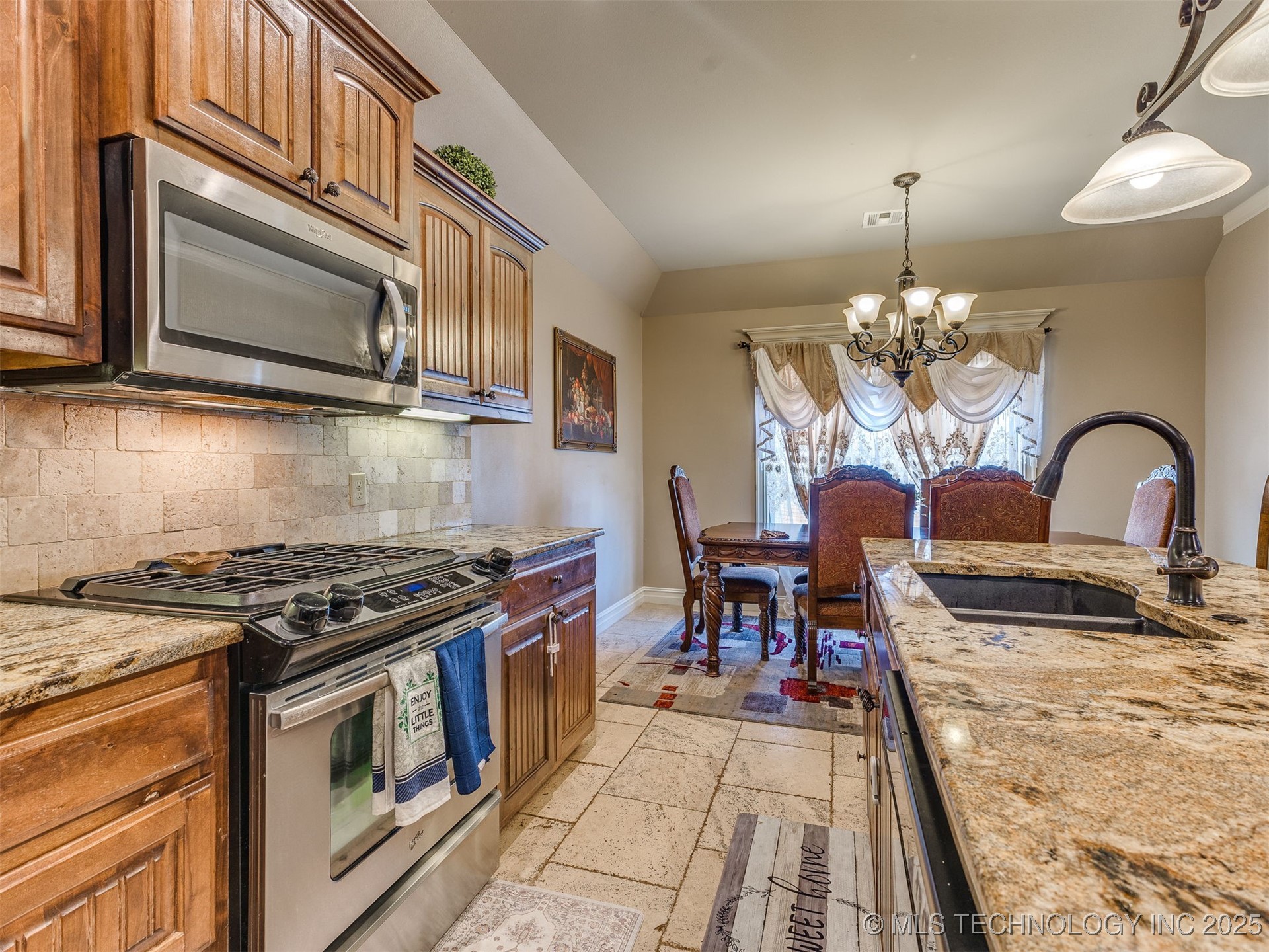 1416 W Ulysses Street
