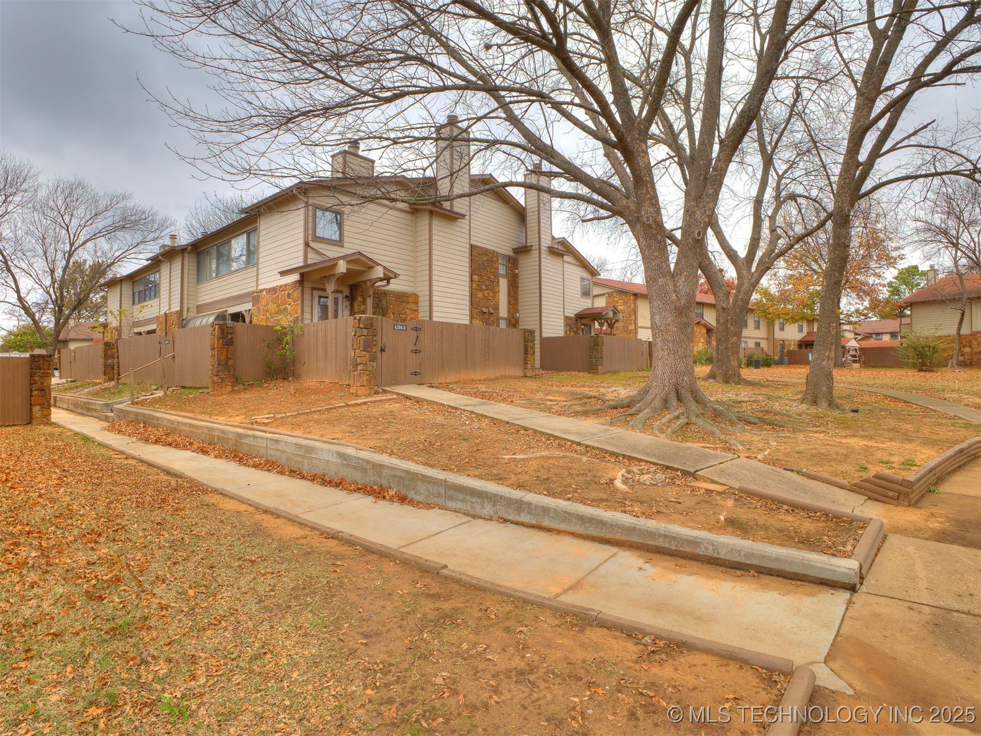 6384 S 80TH East Avenue C-32