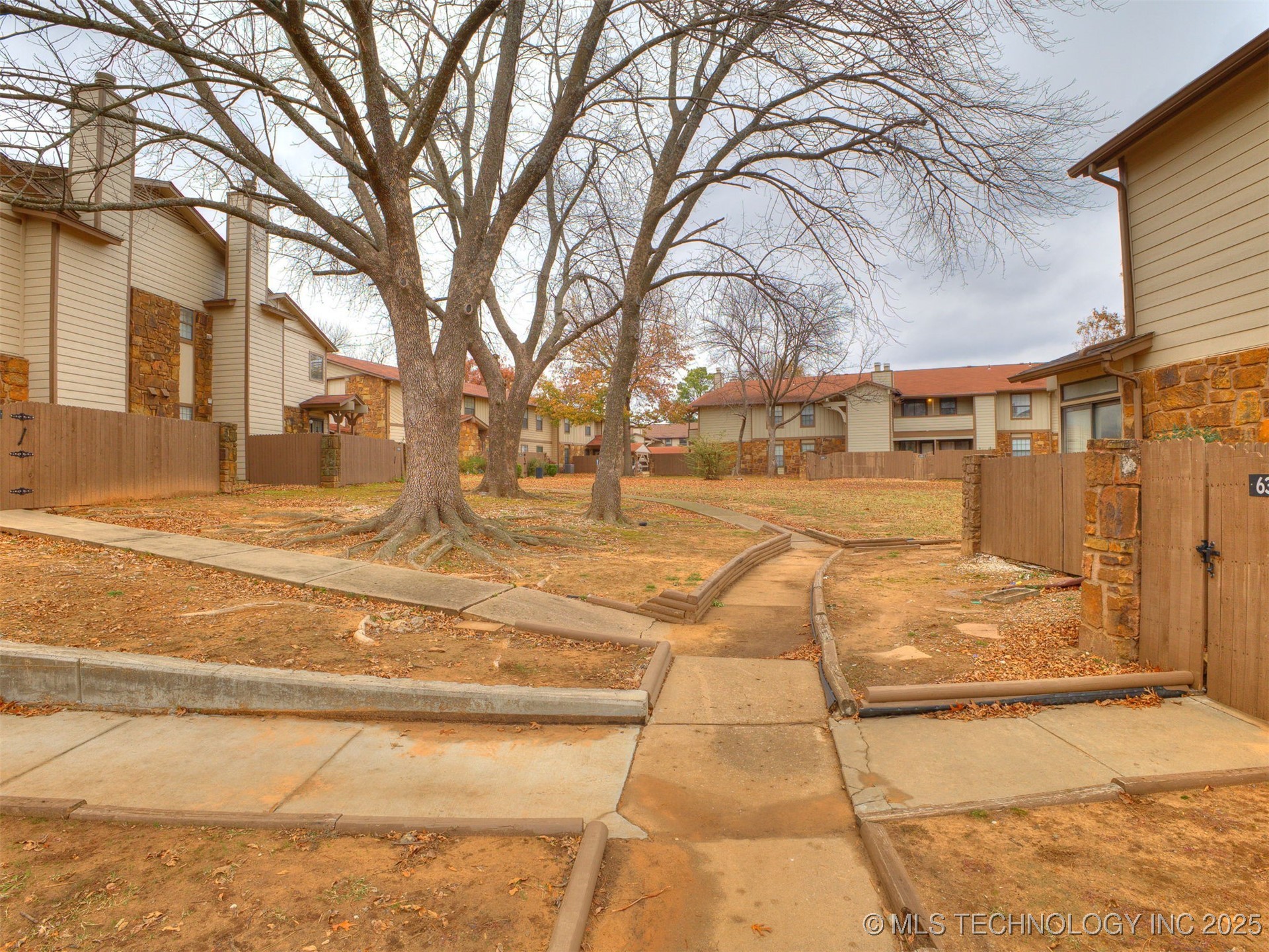 6384 S 80TH East Avenue C-32