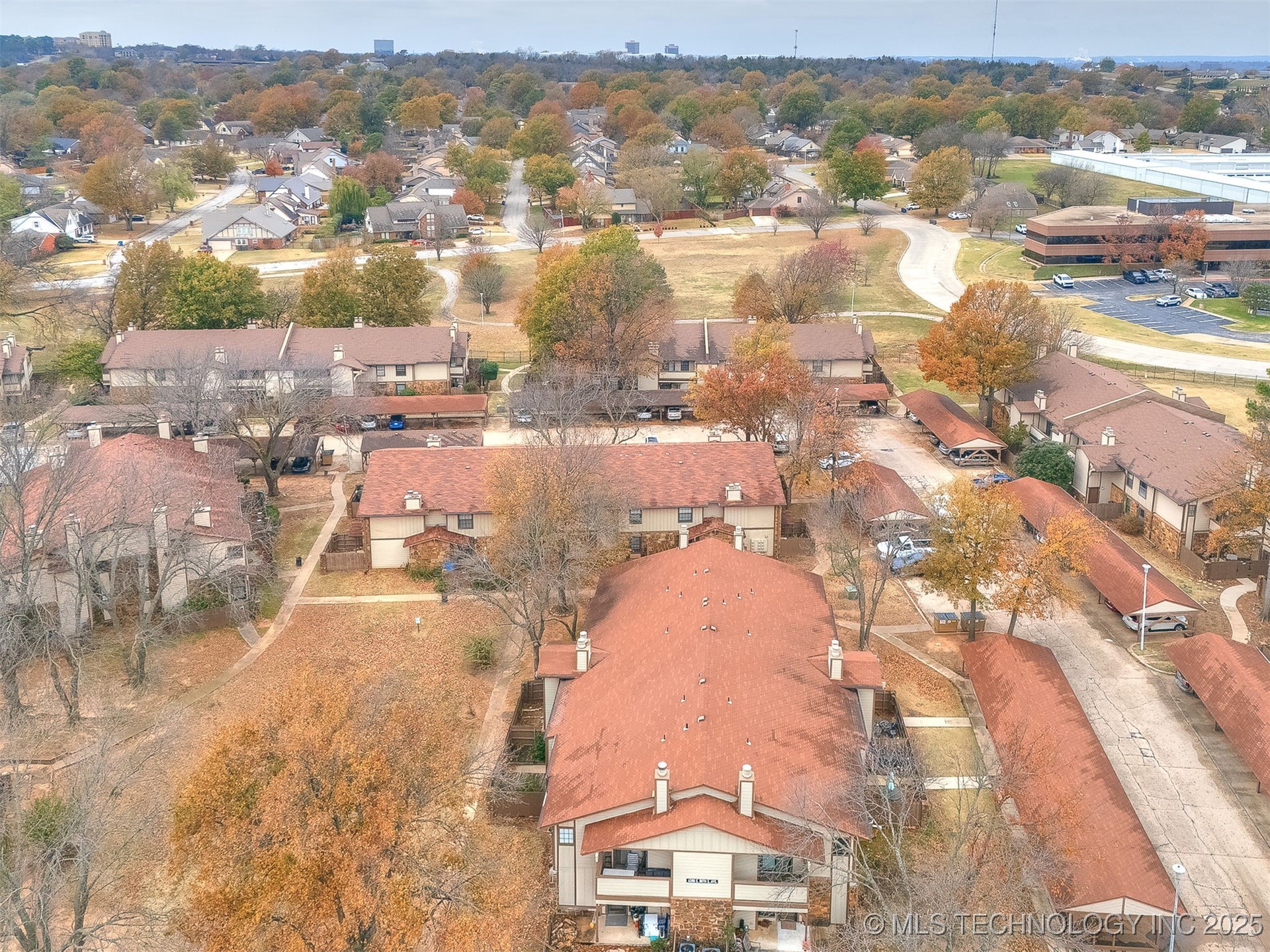 6384 S 80TH East Avenue C-32