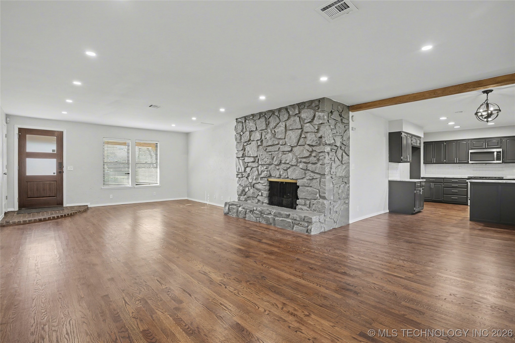 4205 E 52nd Street