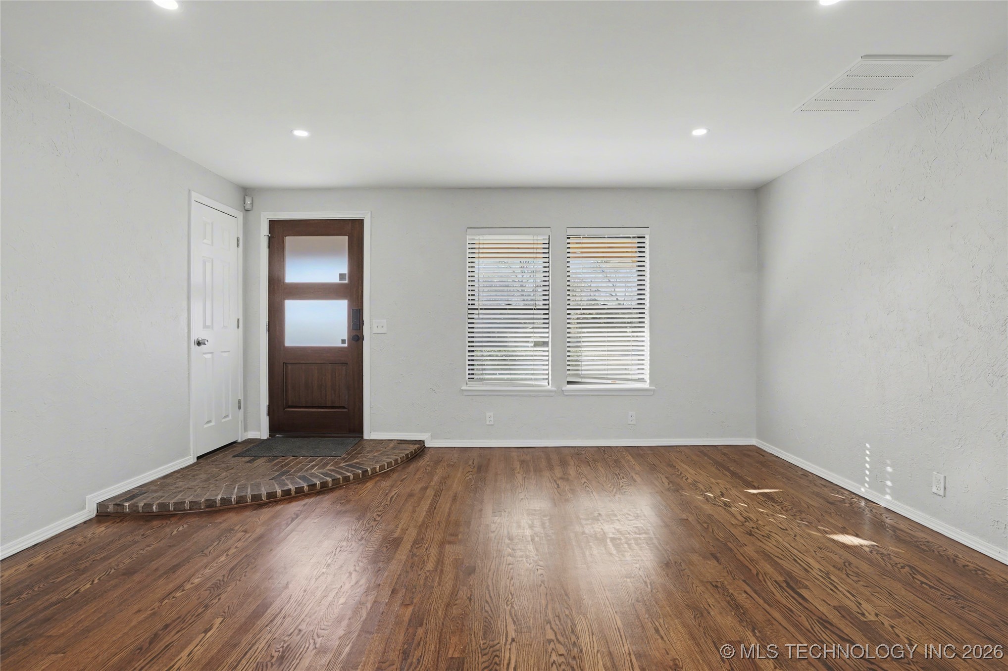 4205 E 52nd Street