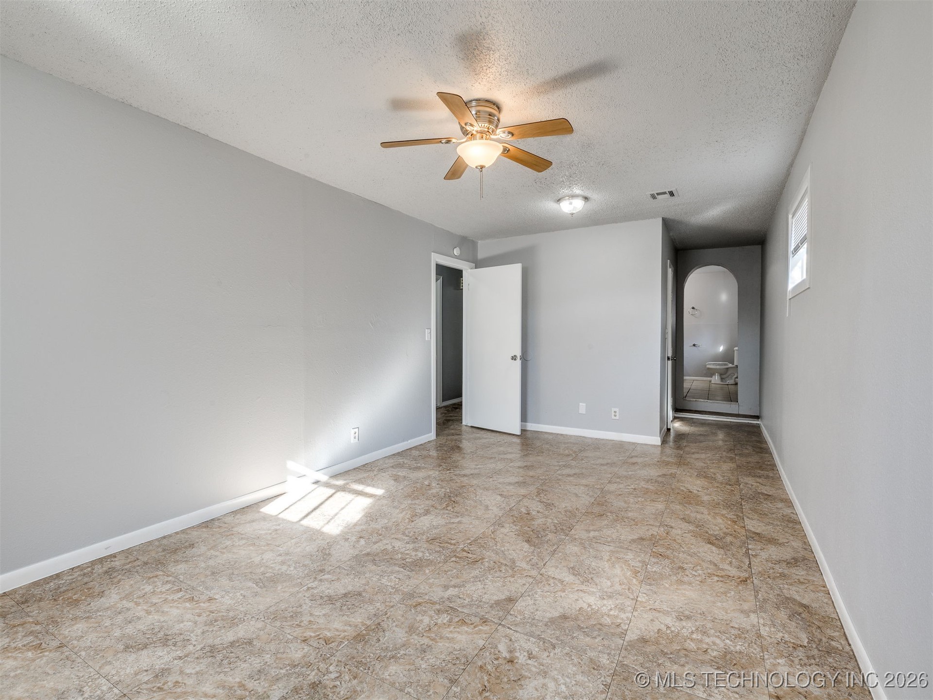 4138 W 8th Street