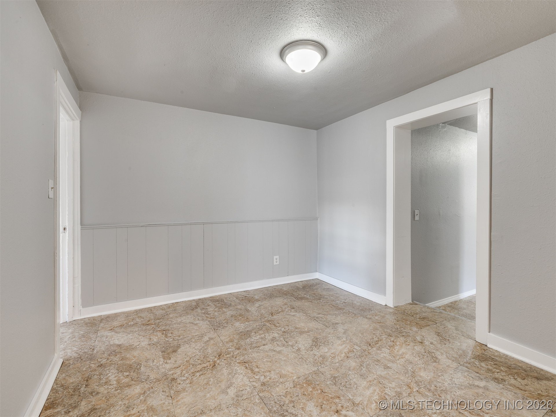 4138 W 8th Street