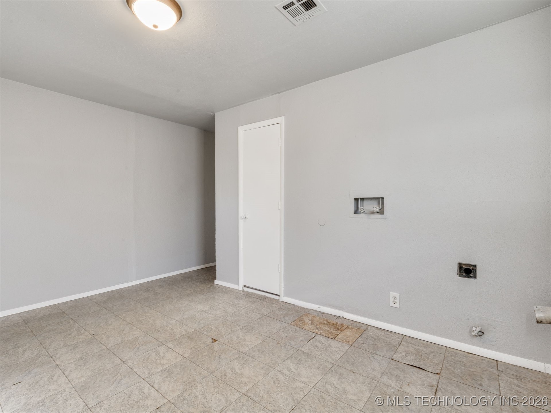 4138 W 8th Street