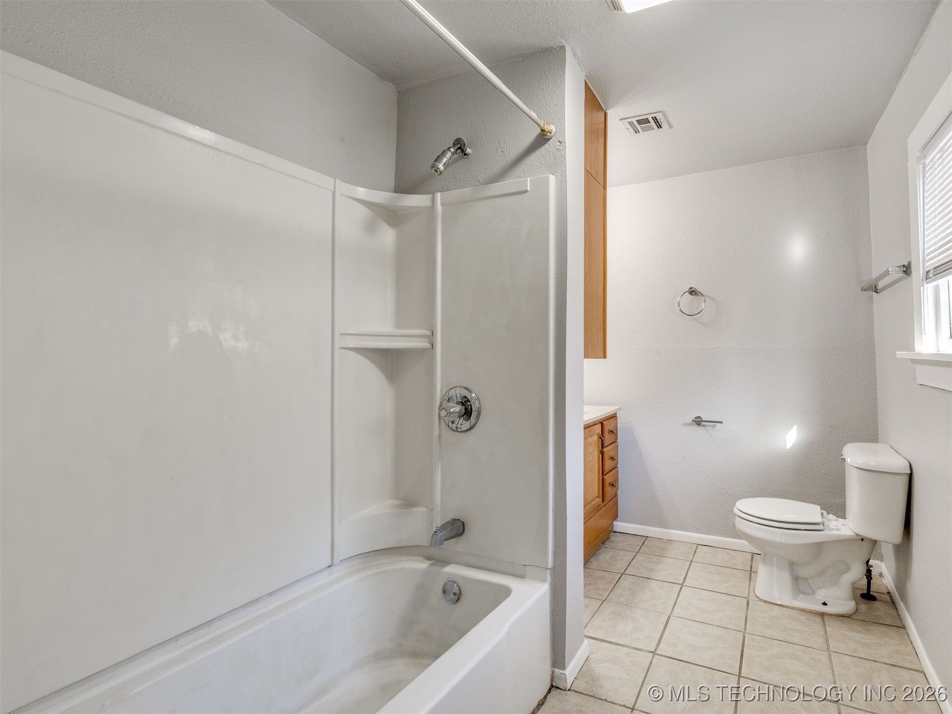 4138 W 8th Street