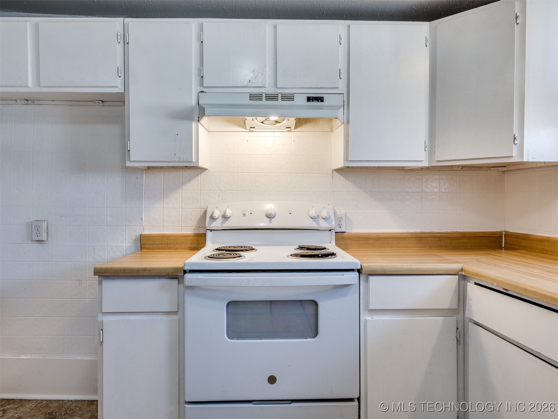 4138 W 8th Street
