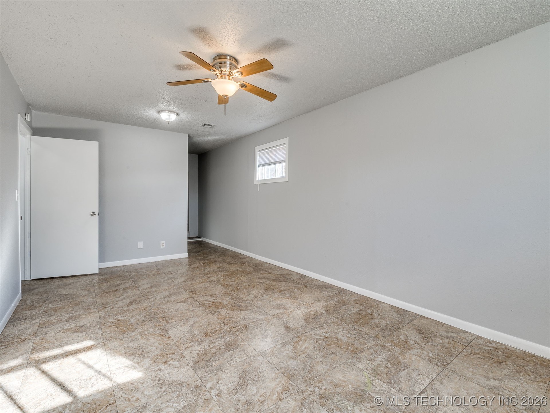 4138 W 8th Street
