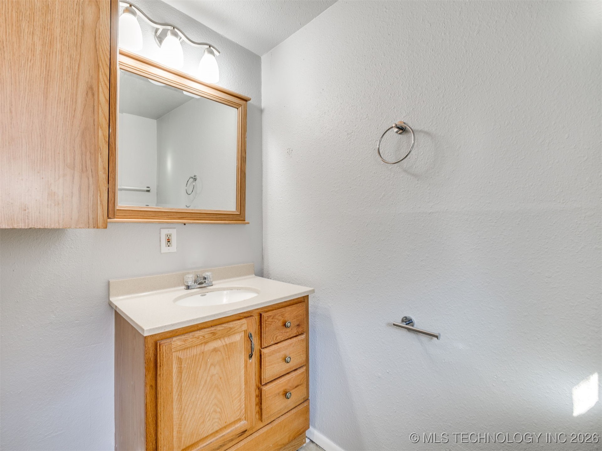 4138 W 8th Street