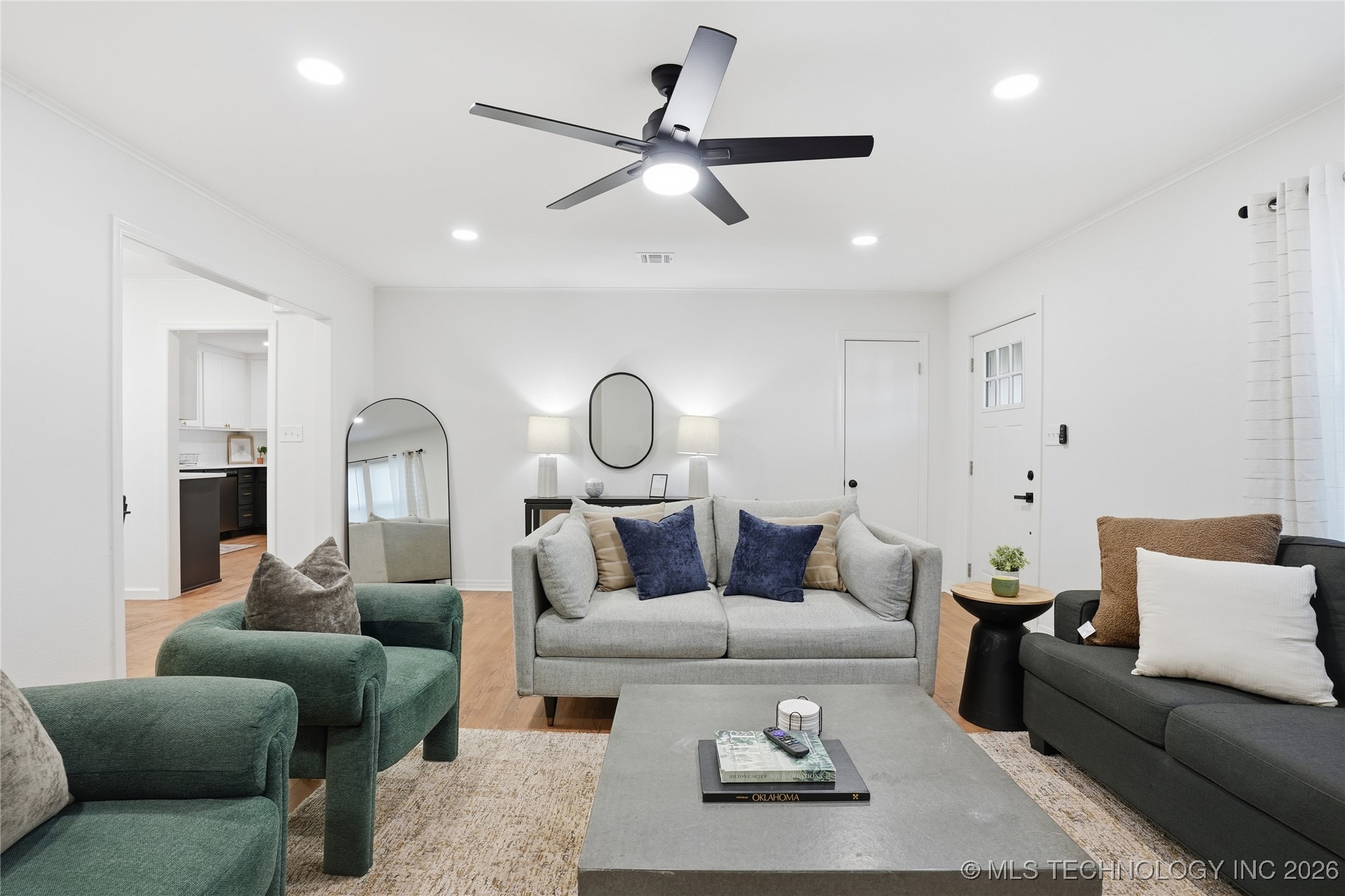 1416 E 50th Street