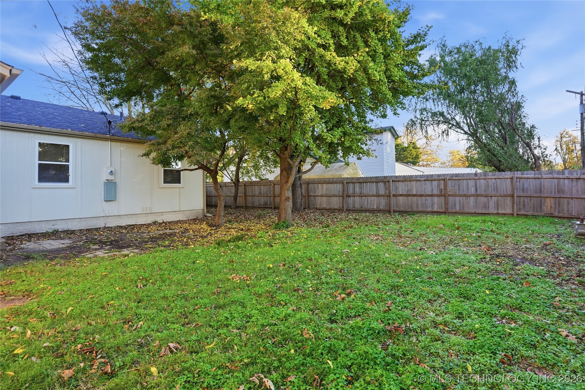 1416 E 50th Street