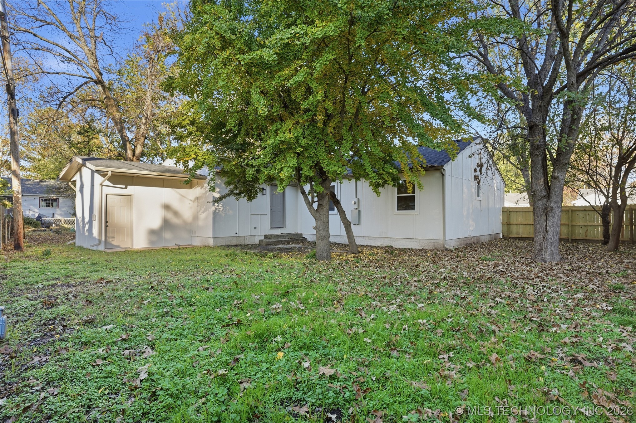1416 E 50th Street