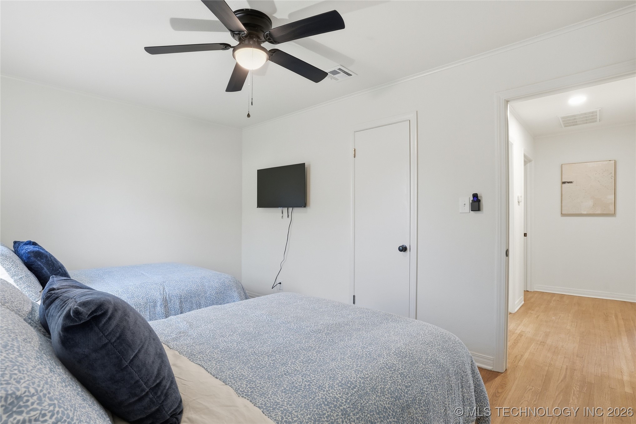 1416 E 50th Street