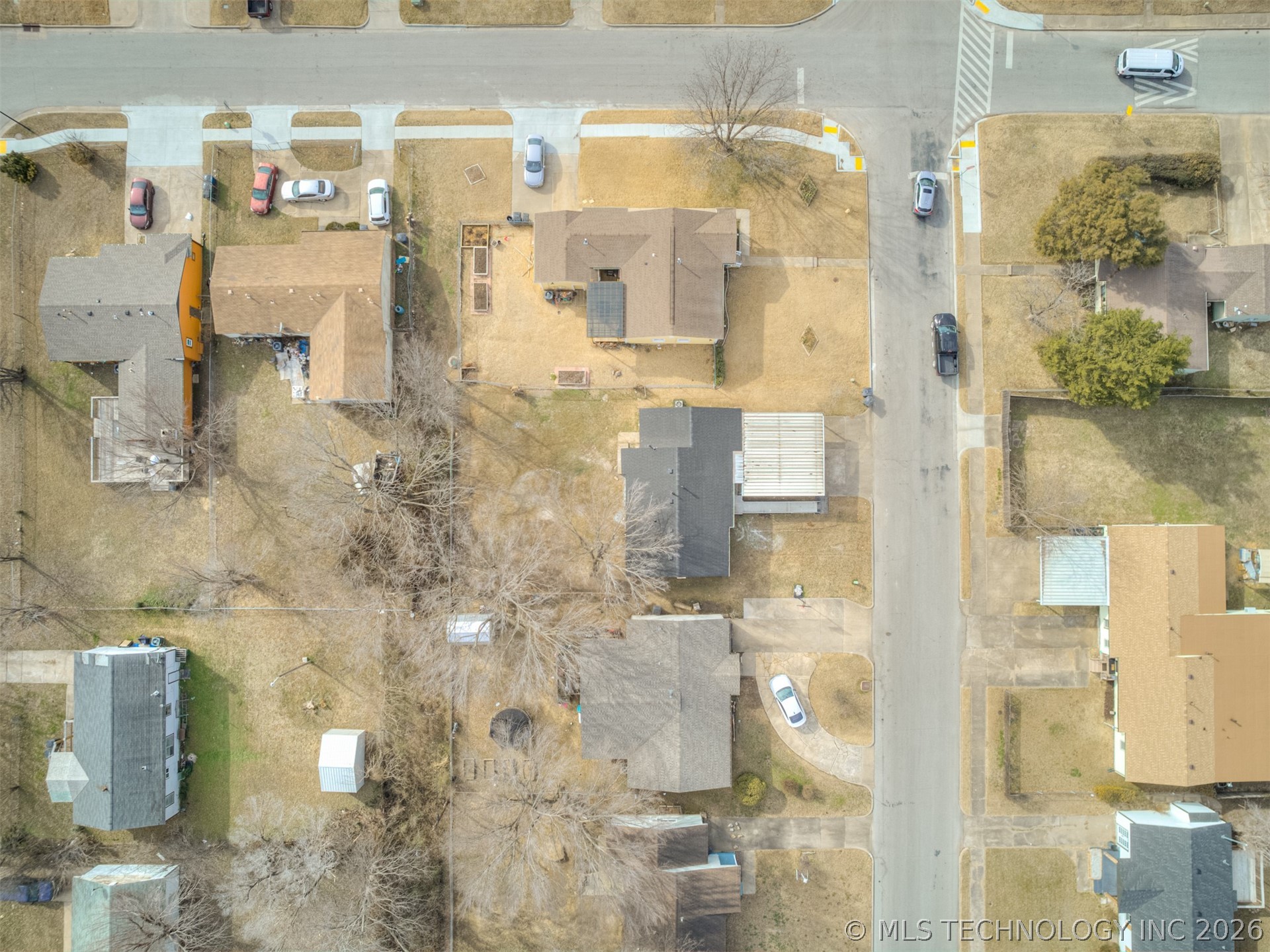 710 E 33rd Street N