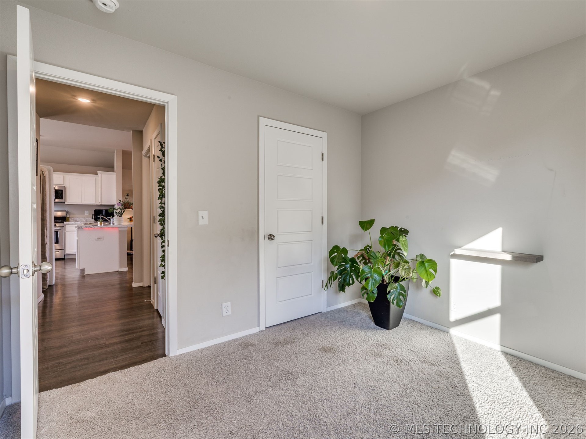 3804 S 146 East Avenue